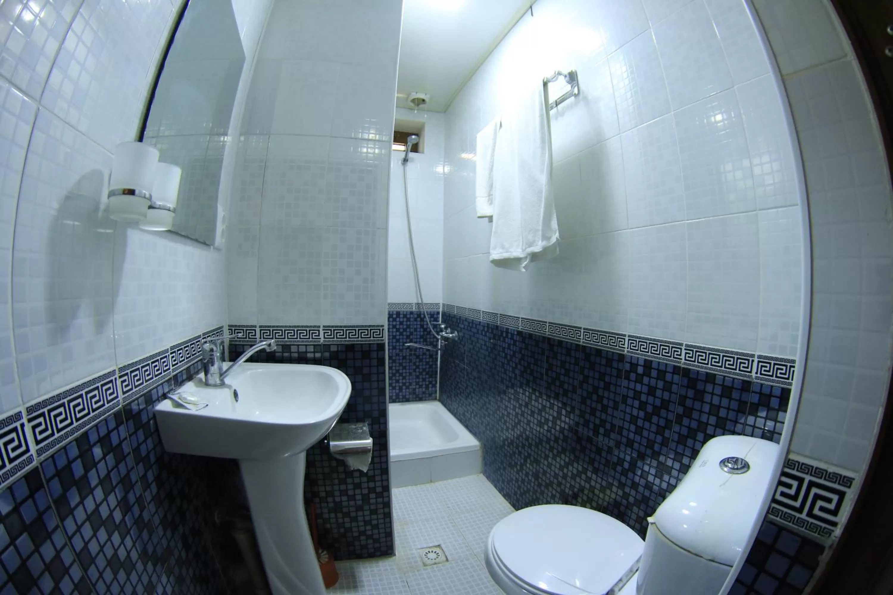 Shower in Nurafshon Boutique