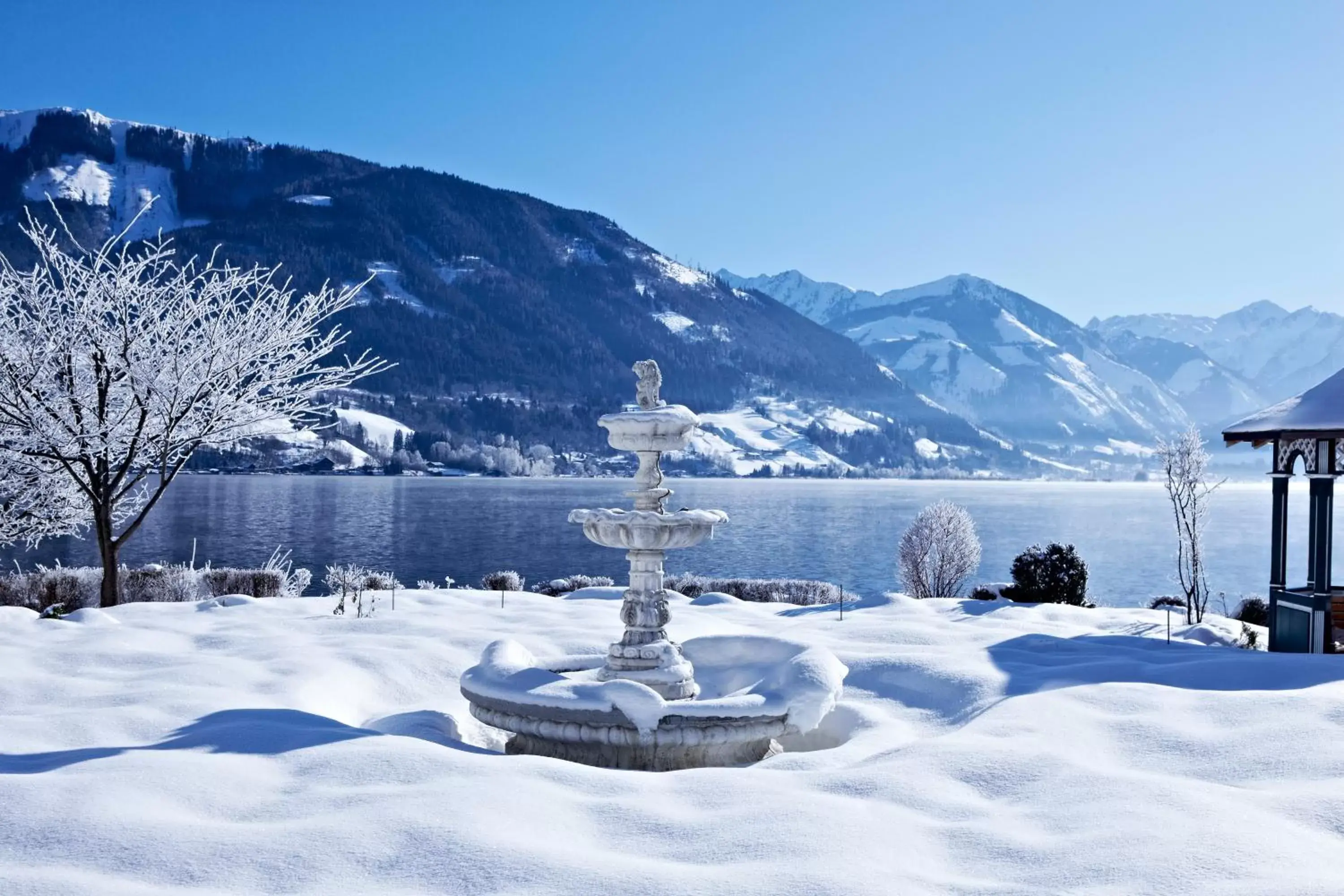 View (from property/room), Winter in Grand Hotel Zell am See