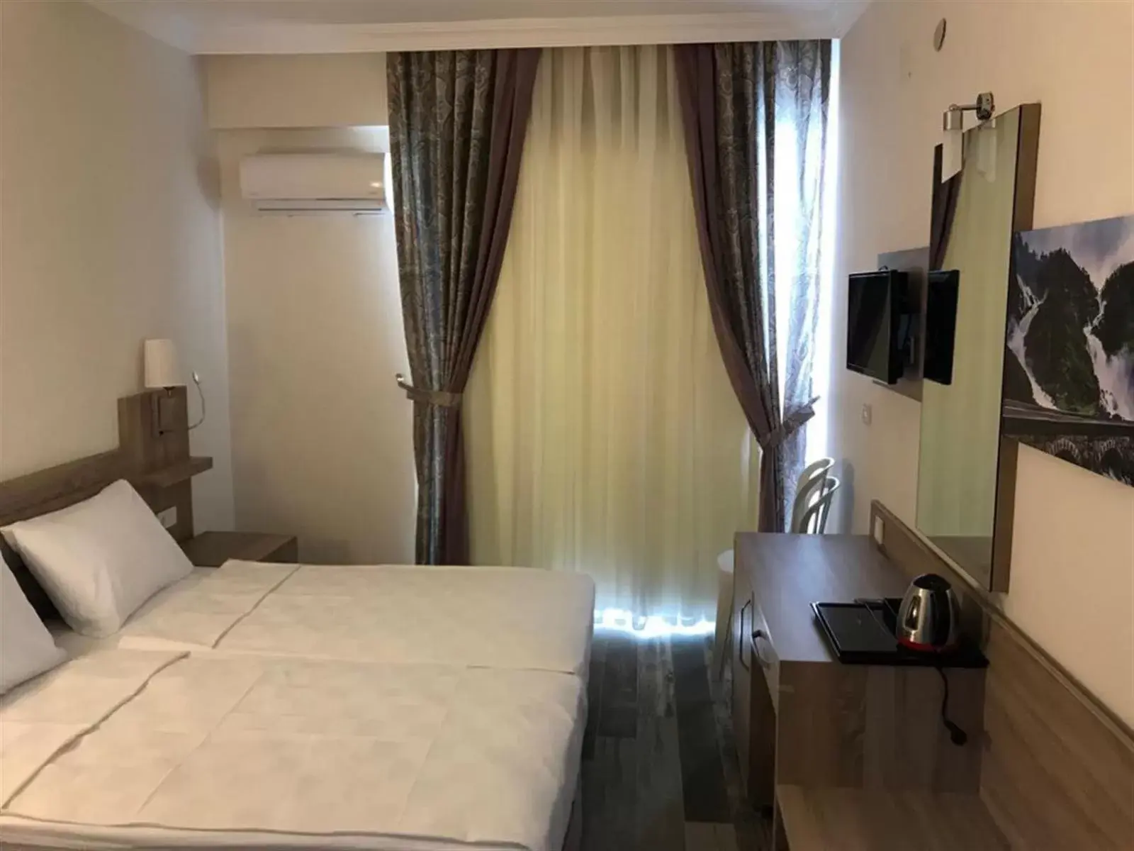Double or Twin Room - single occupancy in Arsi Enfi City Beach Hotel Double or Twin Room - single occupancy in Arsi Enfi City Beach Hotel