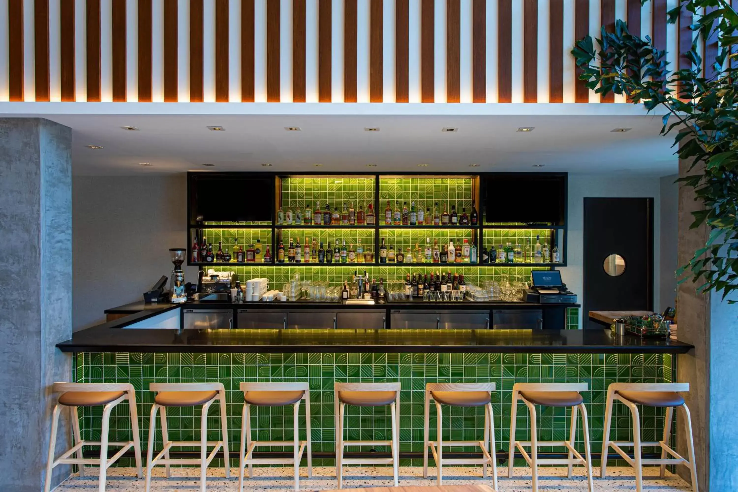Restaurant/places to eat, Lounge/Bar in Hotel Citrine, Palo Alto, a Tribute Portfolio Hotel