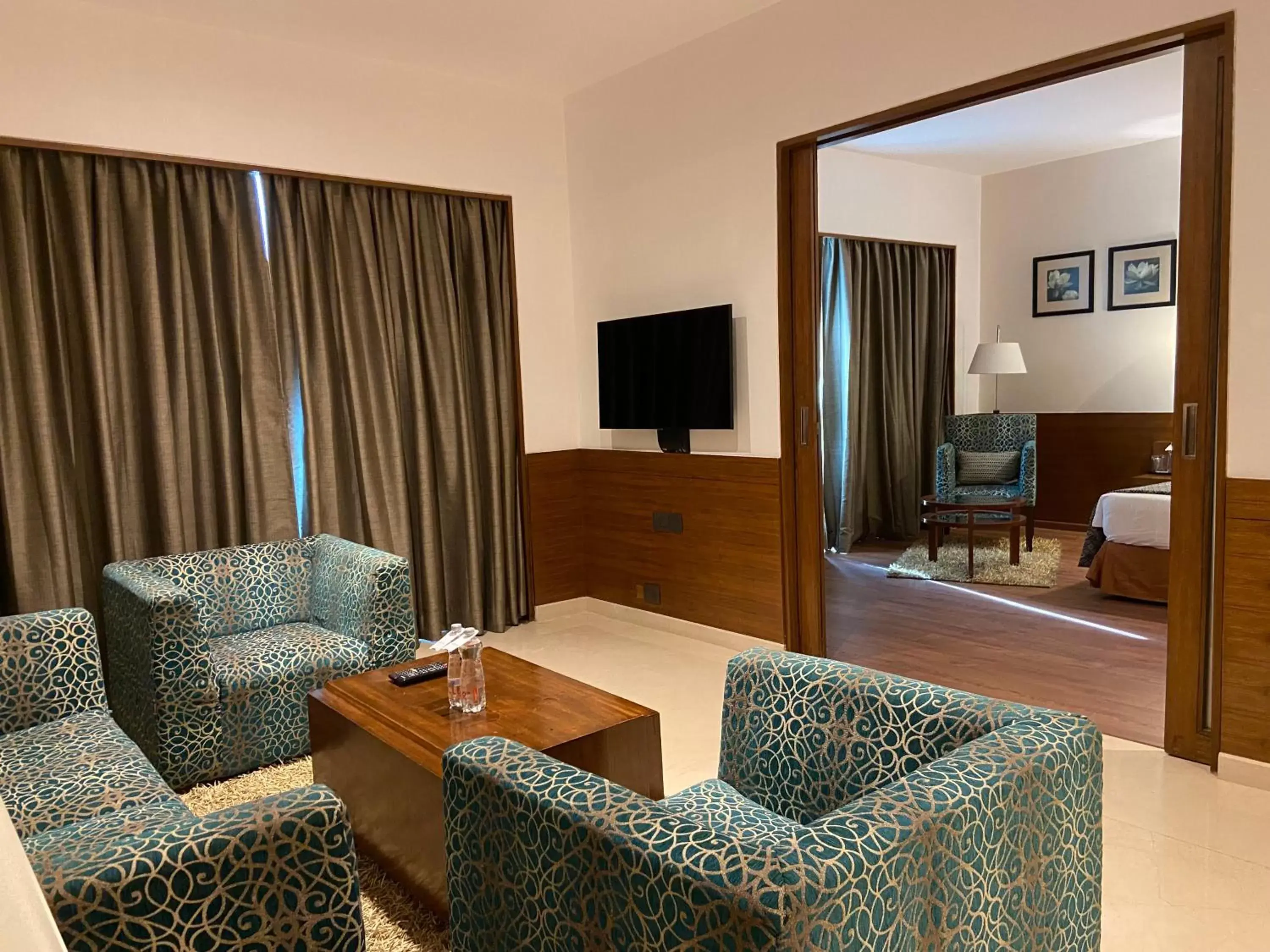 Living room in Fortune Select Exotica, Navi Mumbai - Member ITC Hotels' Group Living room in Fortune Select Exotica, Navi Mumbai - Member ITC Hotels' Group