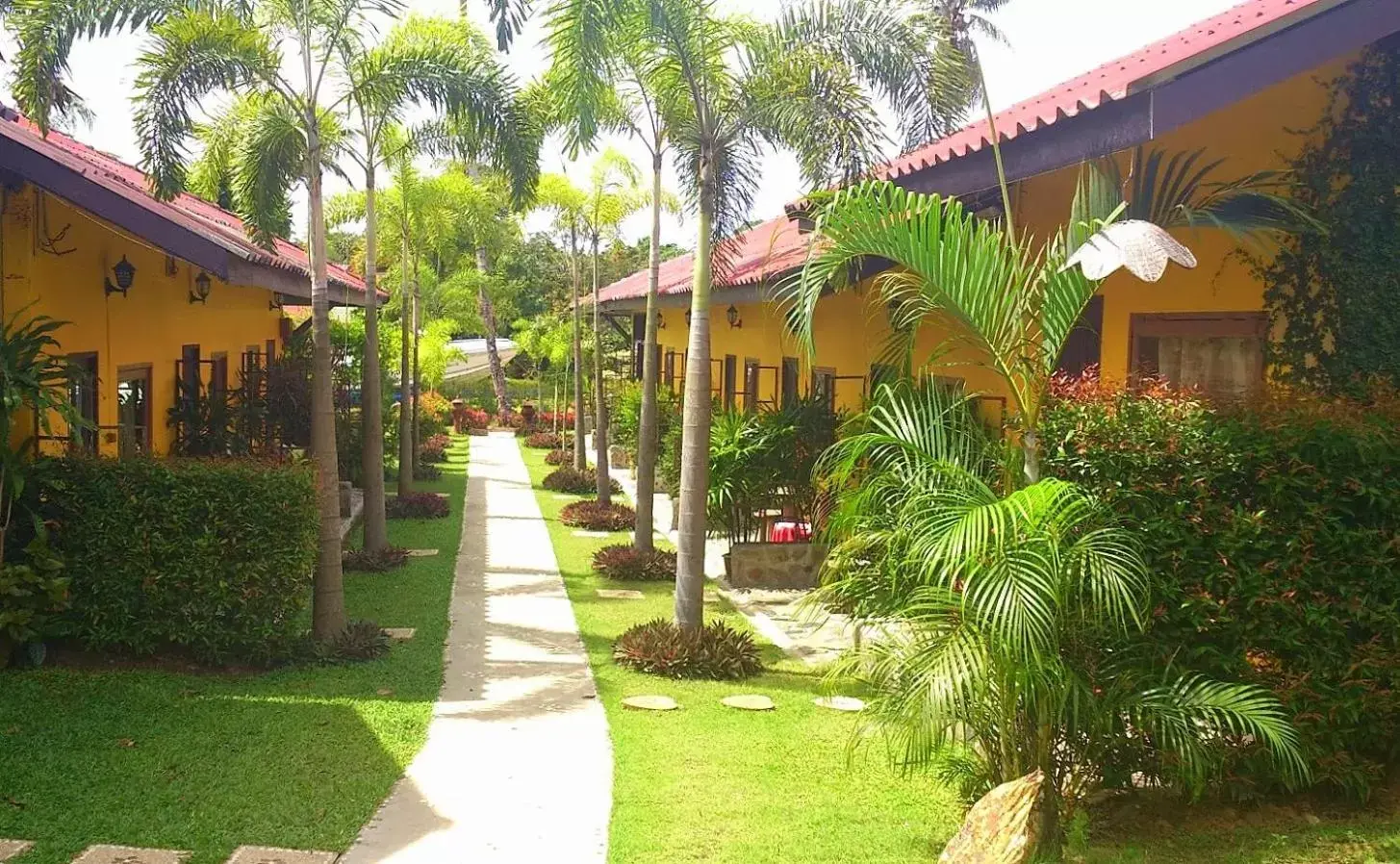 Garden in Paradise Bungalows