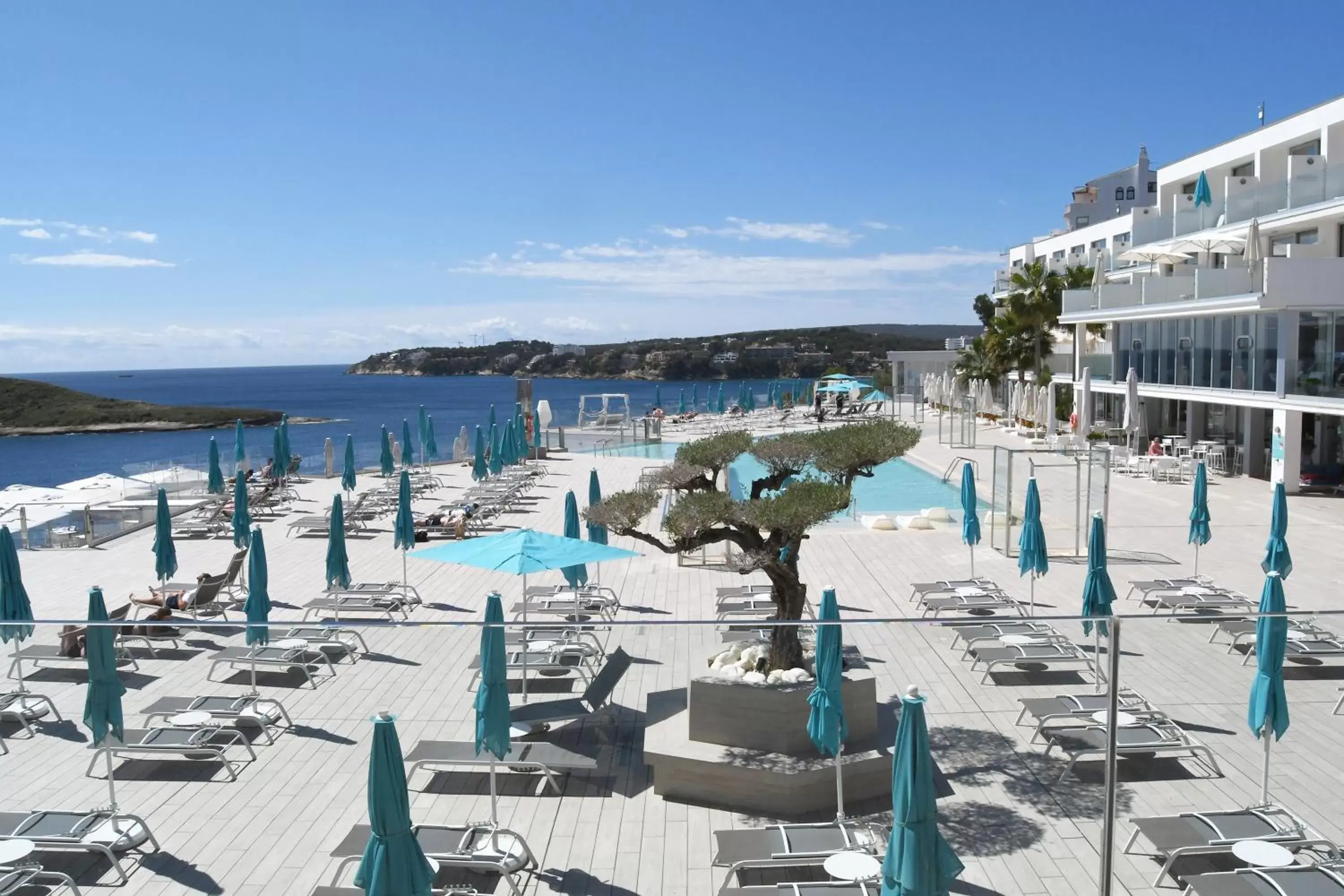 Pool view in Elba Sunset Mallorca Thalasso Spa Pool view in Elba Sunset Mallorca Thalasso Spa