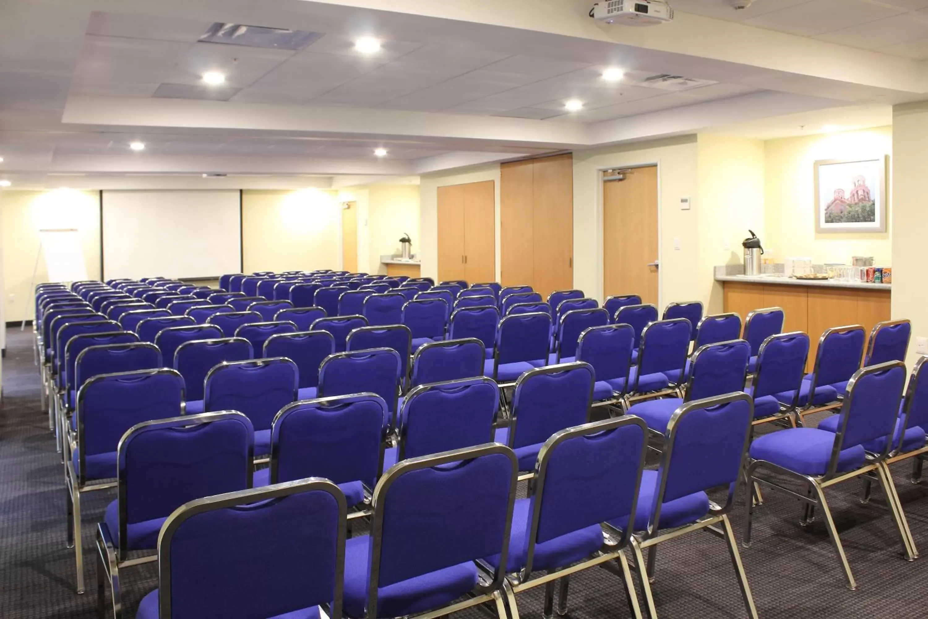 Meeting/conference room in Microtel Inn & Suites by Wyndham Culiacán