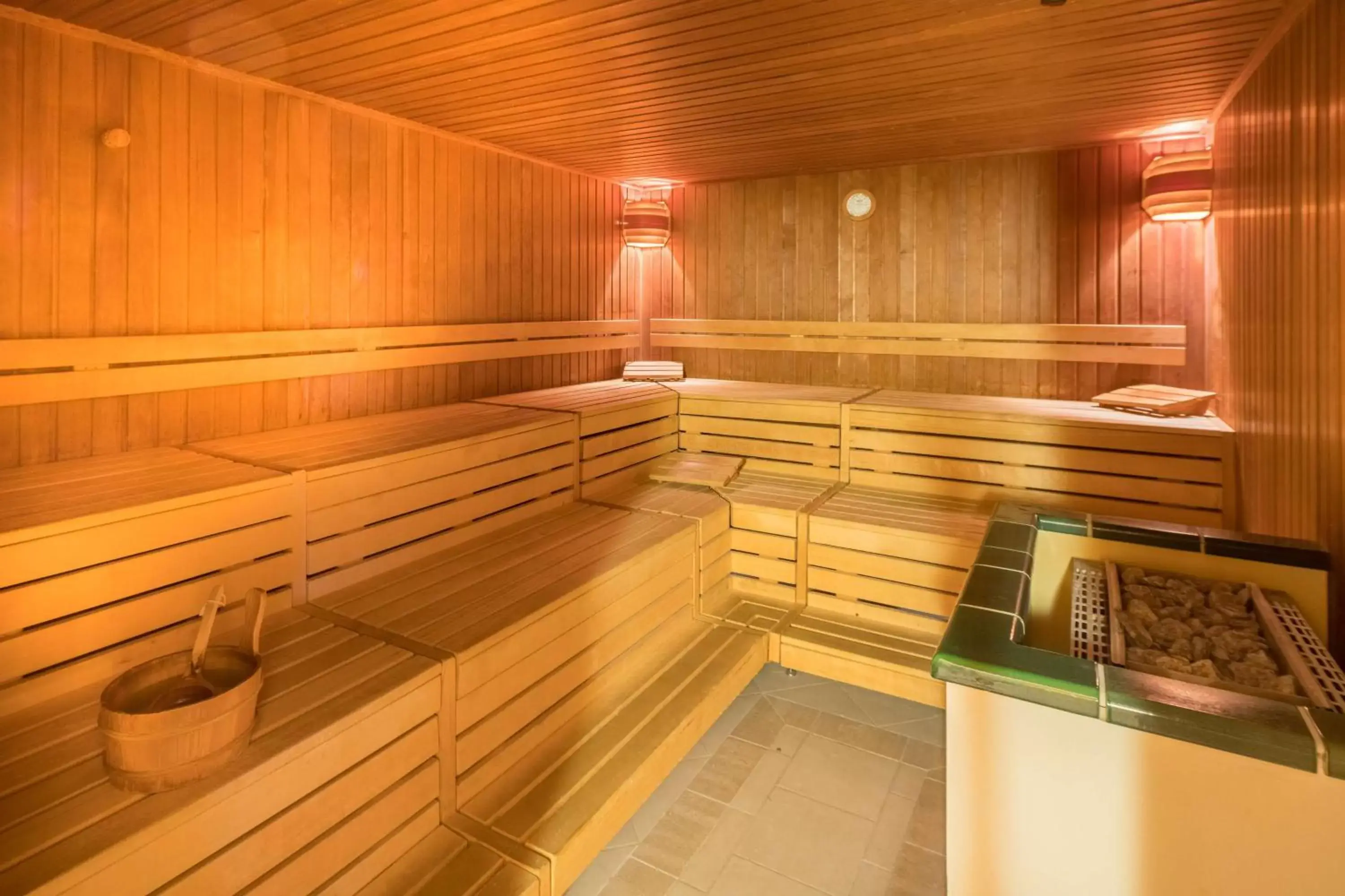 Sauna in Best Western Premier Castanea Resort Hotel