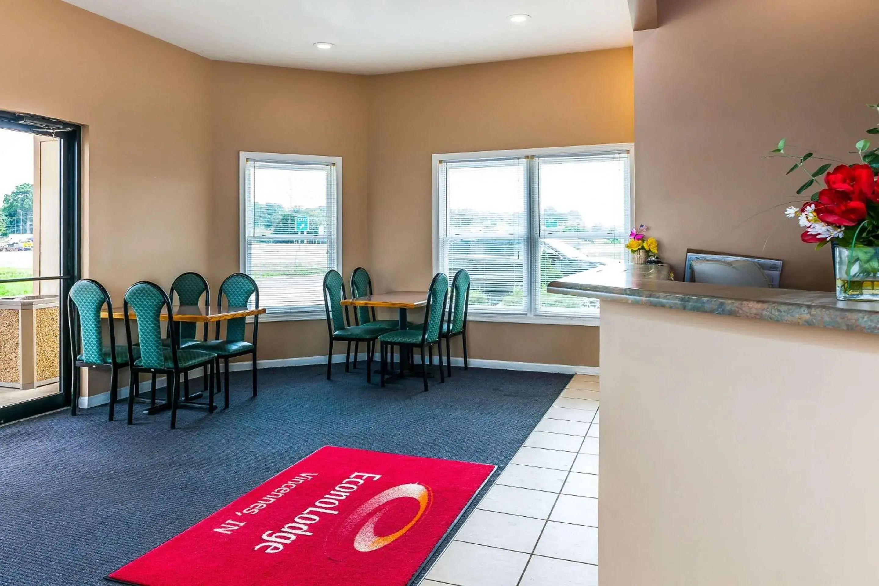 Lobby or reception in Econo Lodge Vincennes