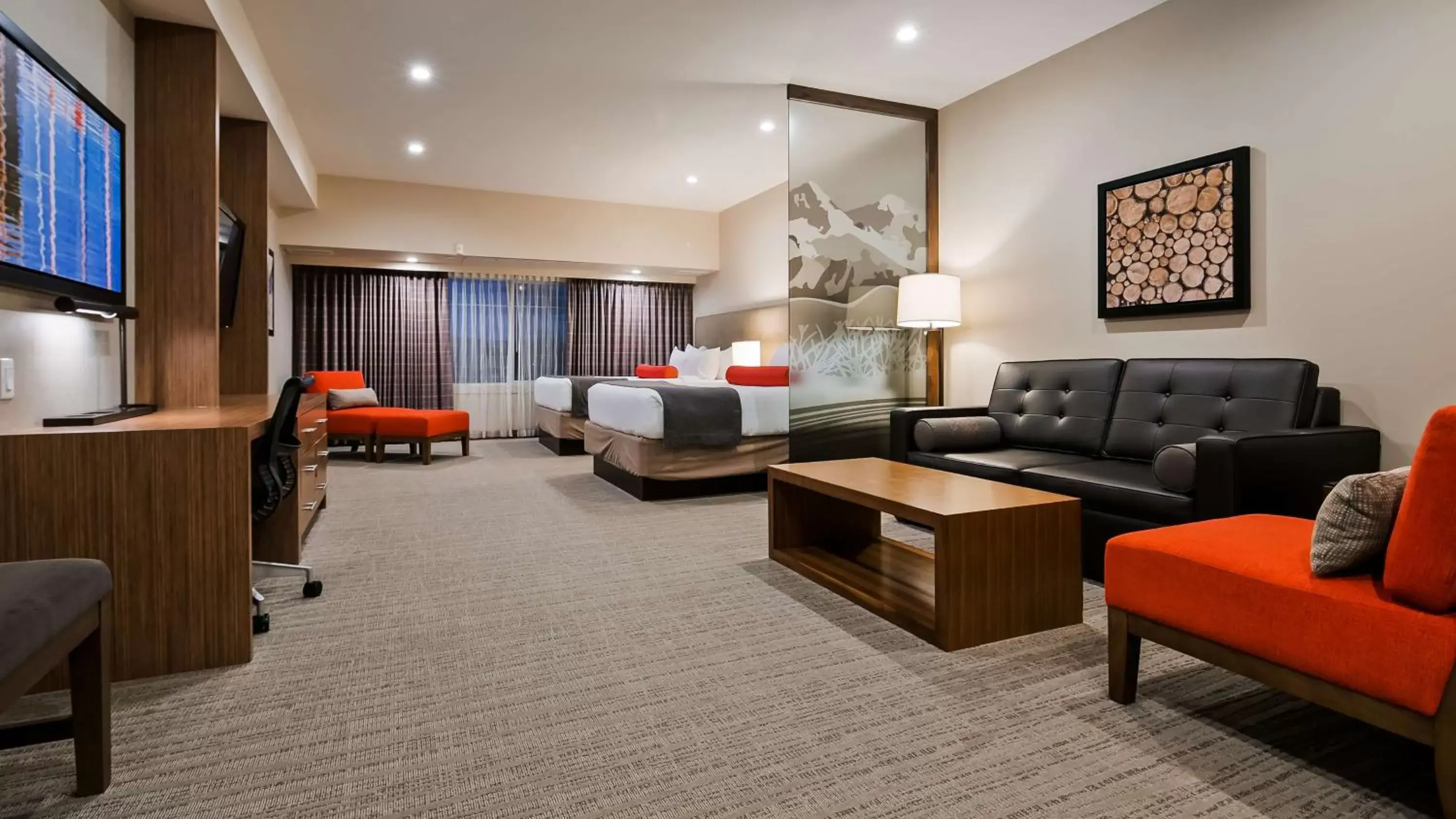 Photo of the whole room, Seating Area in Mountain View Inn & Suites