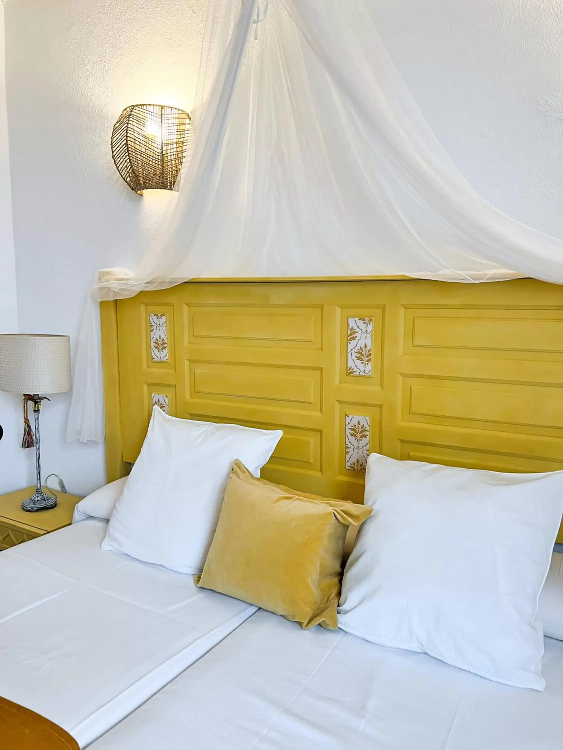 Decorative detail, Bed in Hotel Servilia