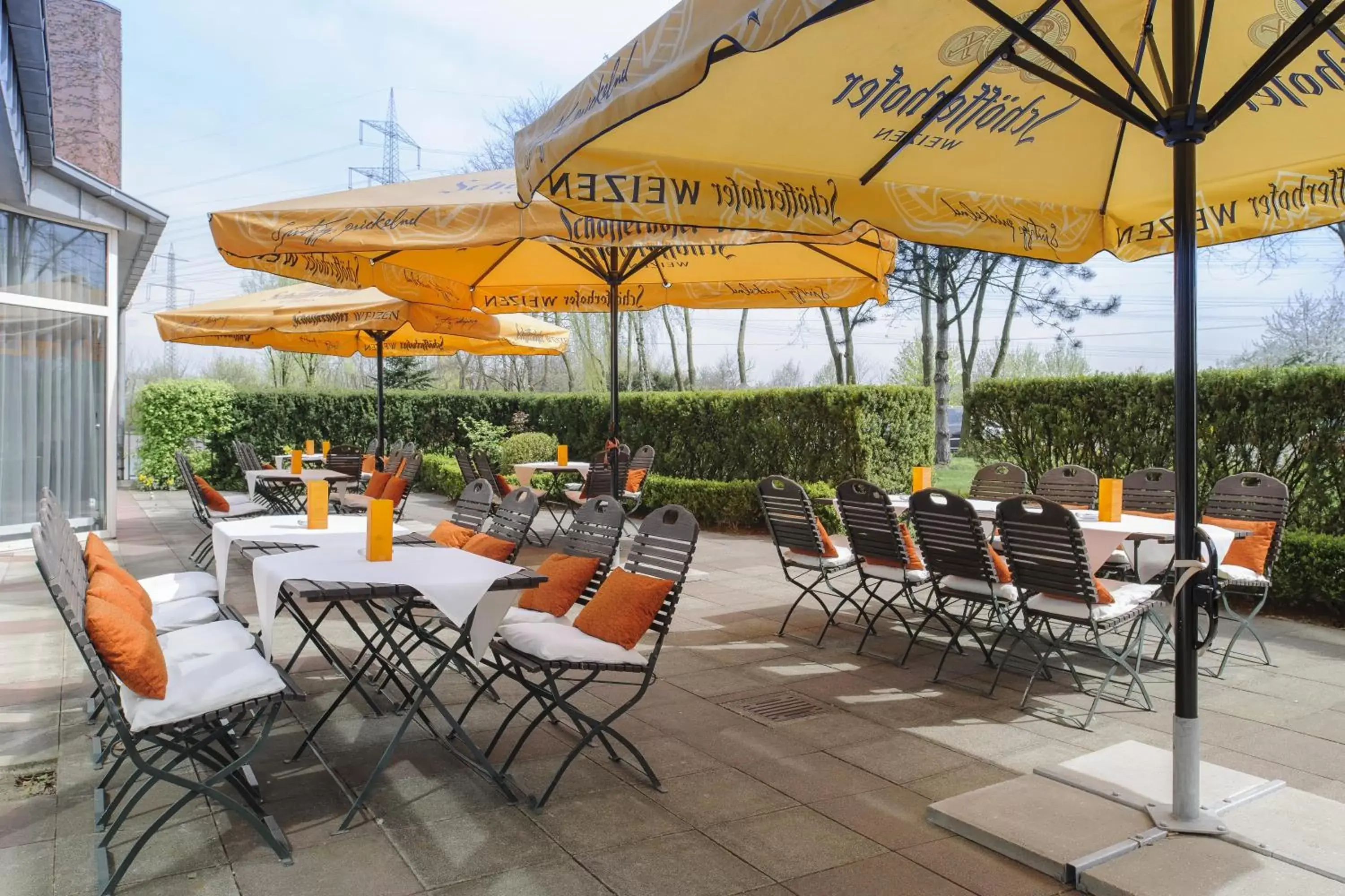 Balcony/Terrace, Restaurant/Places to Eat in Mercure Düsseldorf Kaarst