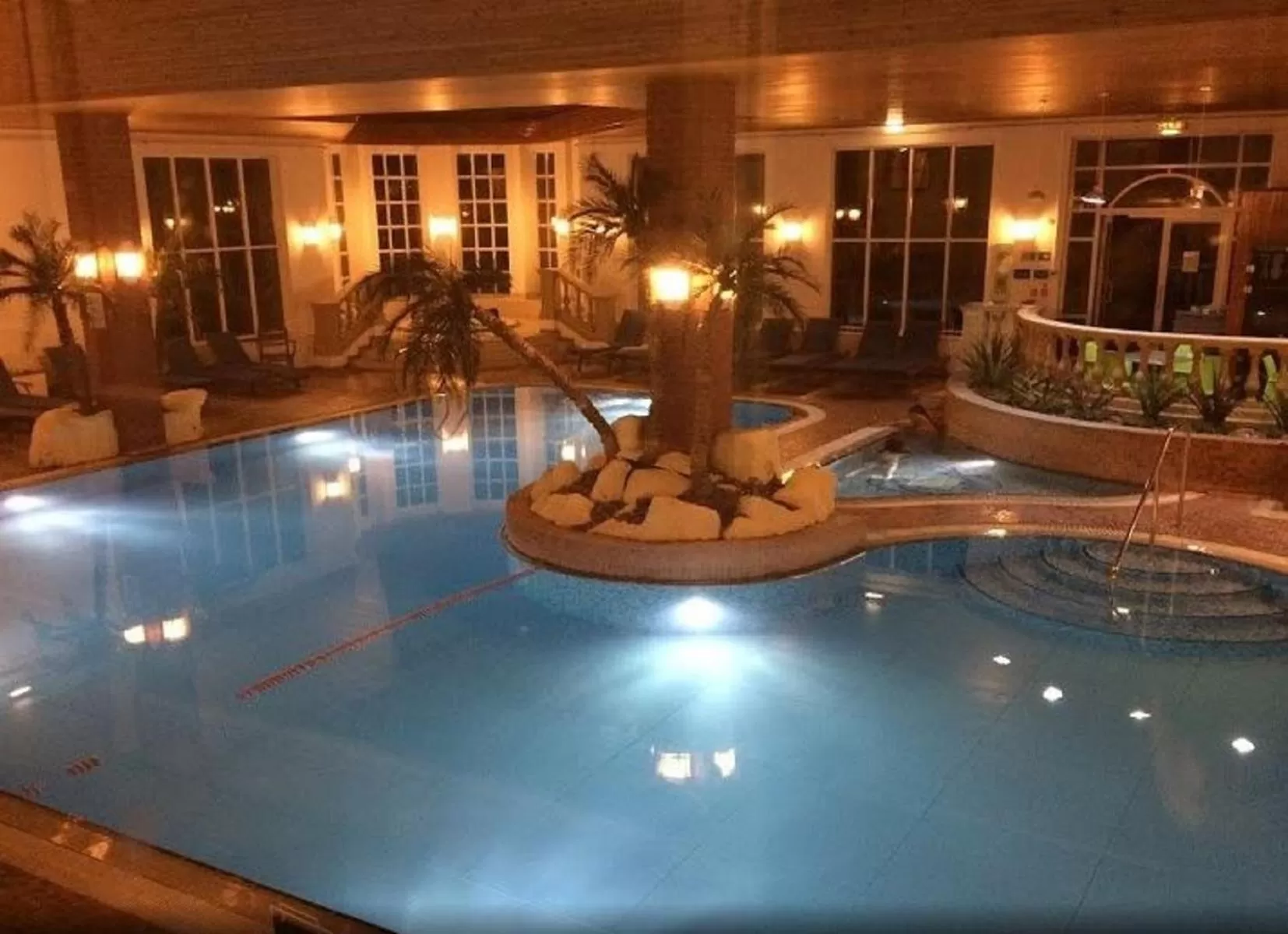 Swimming pool in Sprowston Manor Hotel, Golf & Country Club
