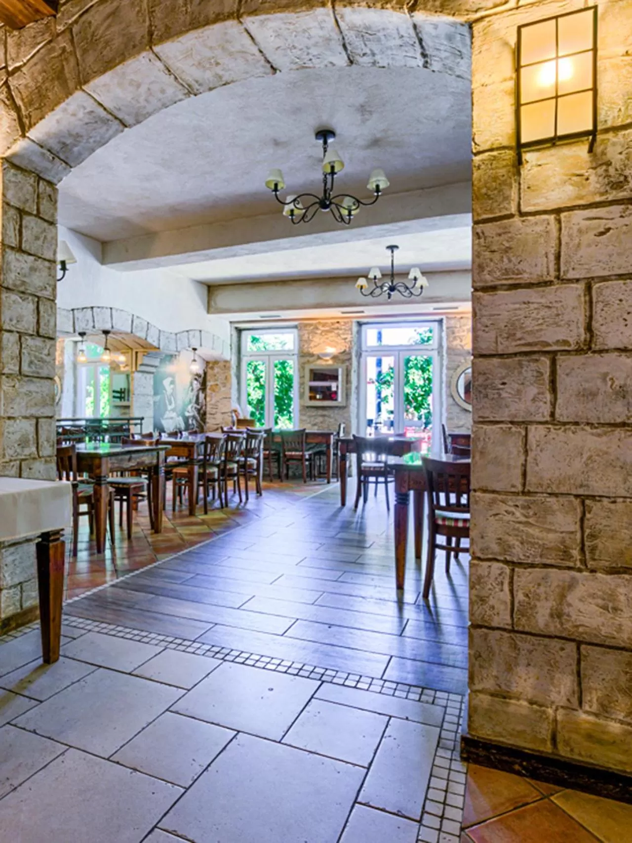 Restaurant/places to eat in GRONO Apartamenty