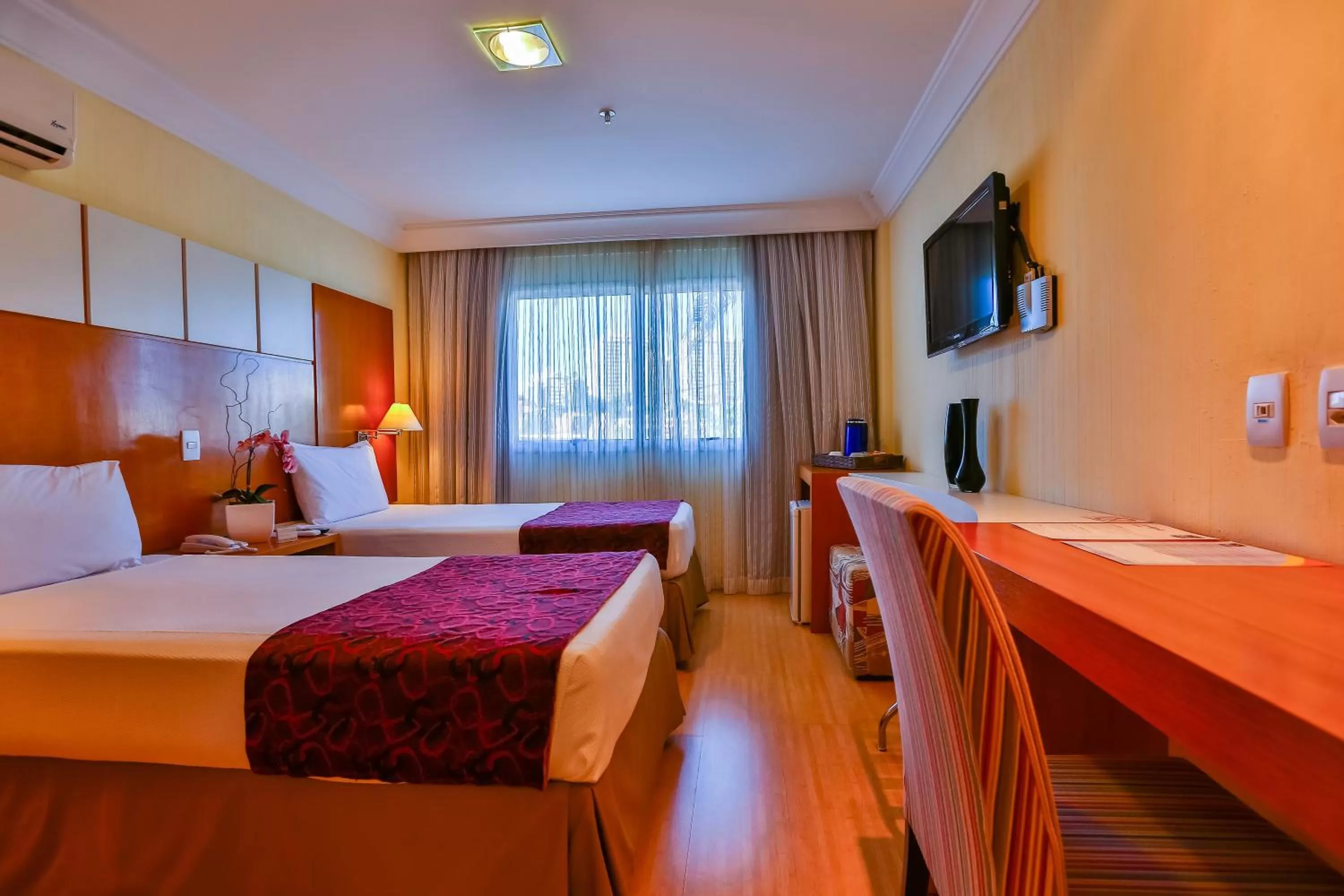 Photo of the whole room, Bed in Dubai Macaé by Atlântica