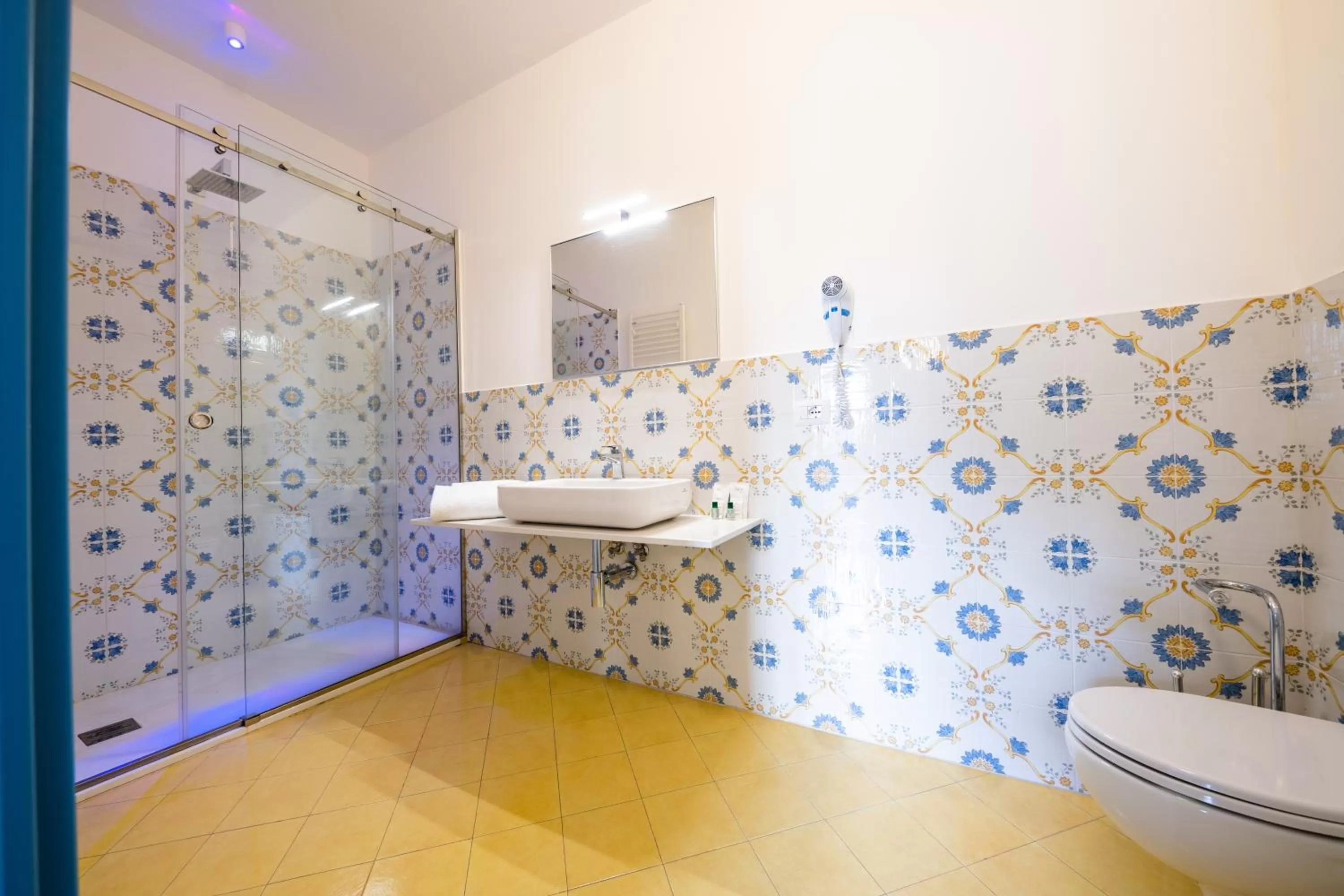 Bathroom in Costa Blu