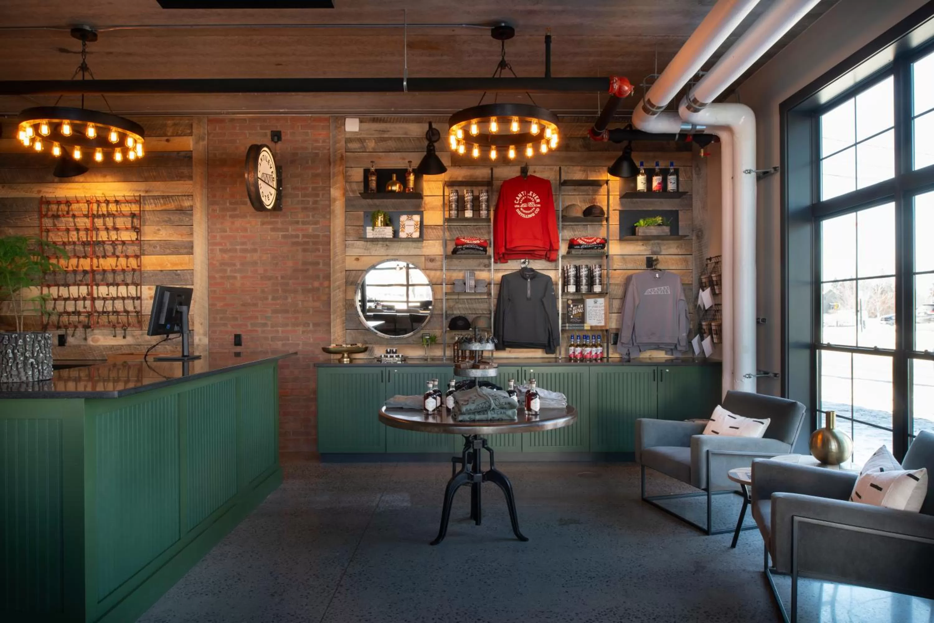 On-site shops in Cantilever Hotel, Trademark Collection by Wyndham