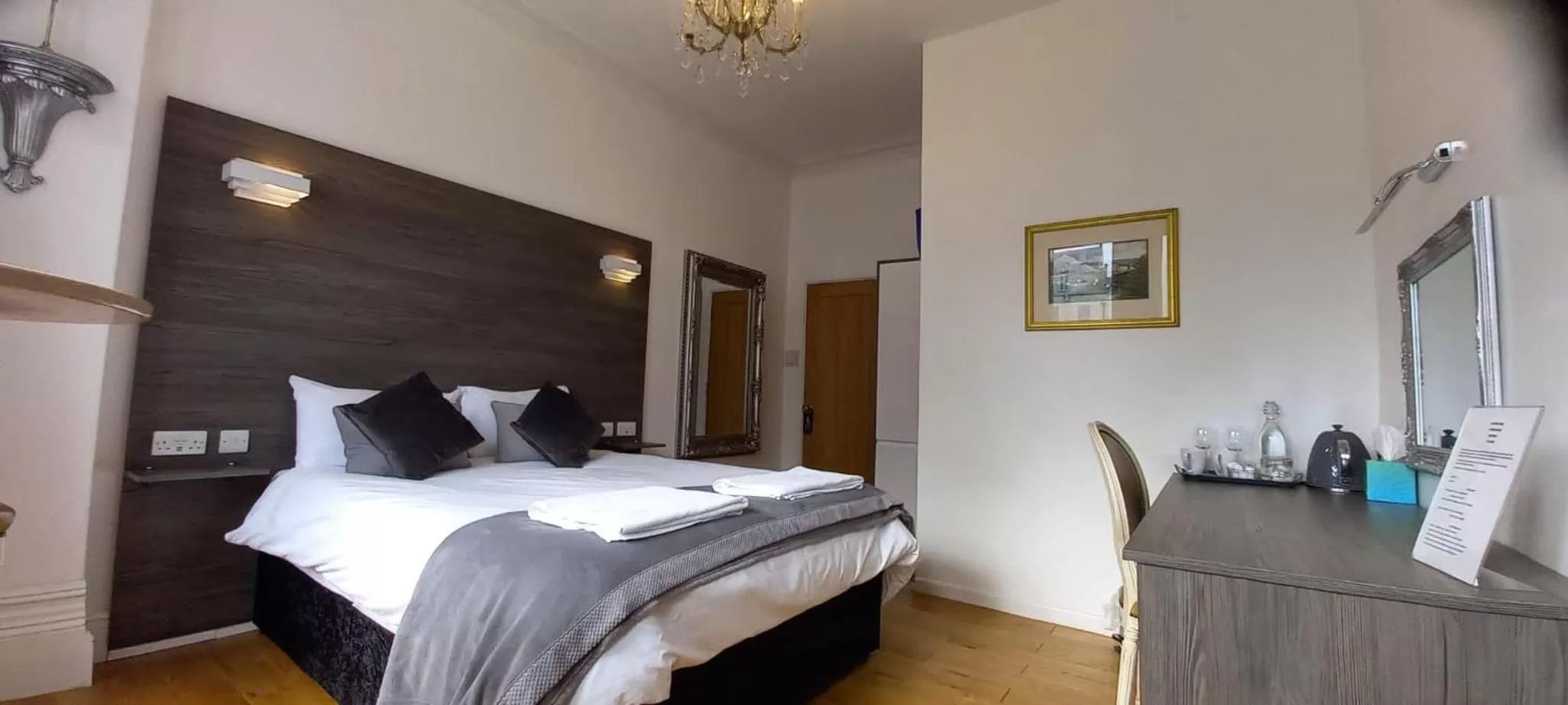 Bed in Grosvenor House