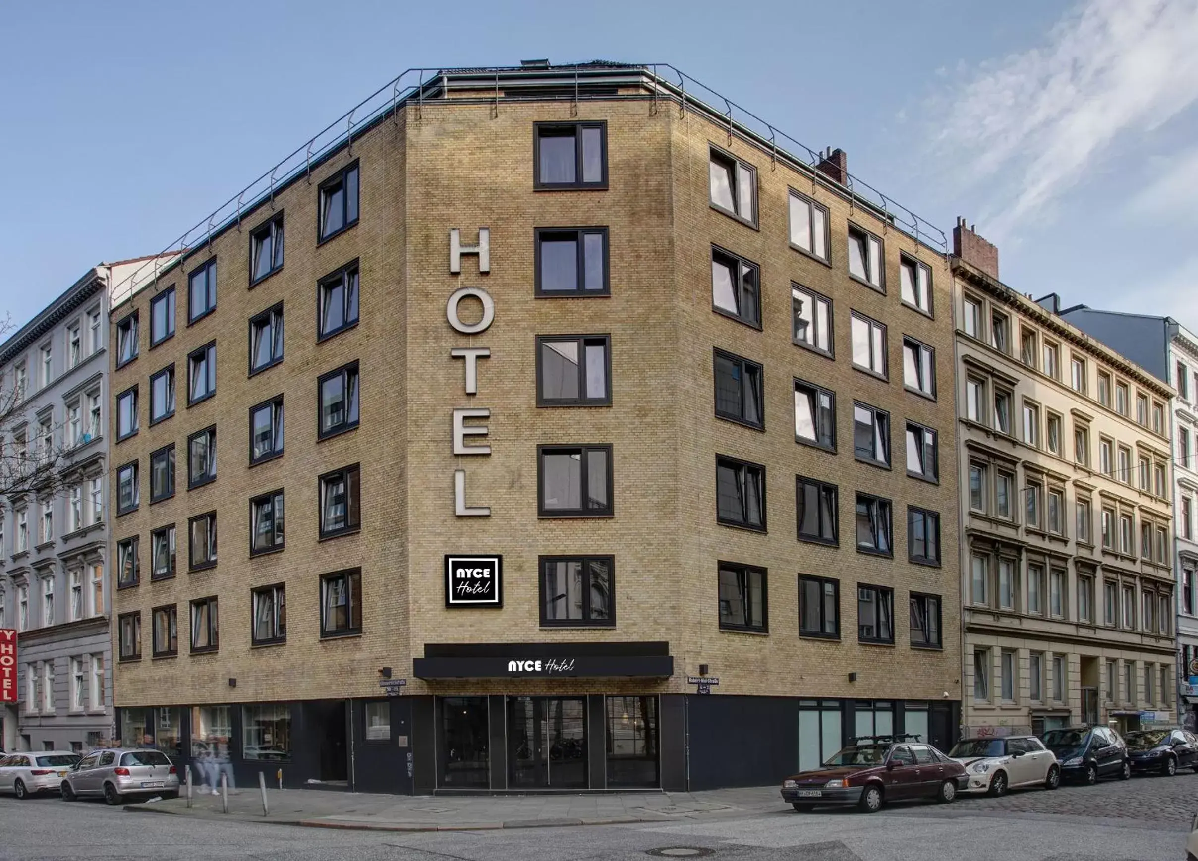 Property Building in NYCE Hotel Hamburg City