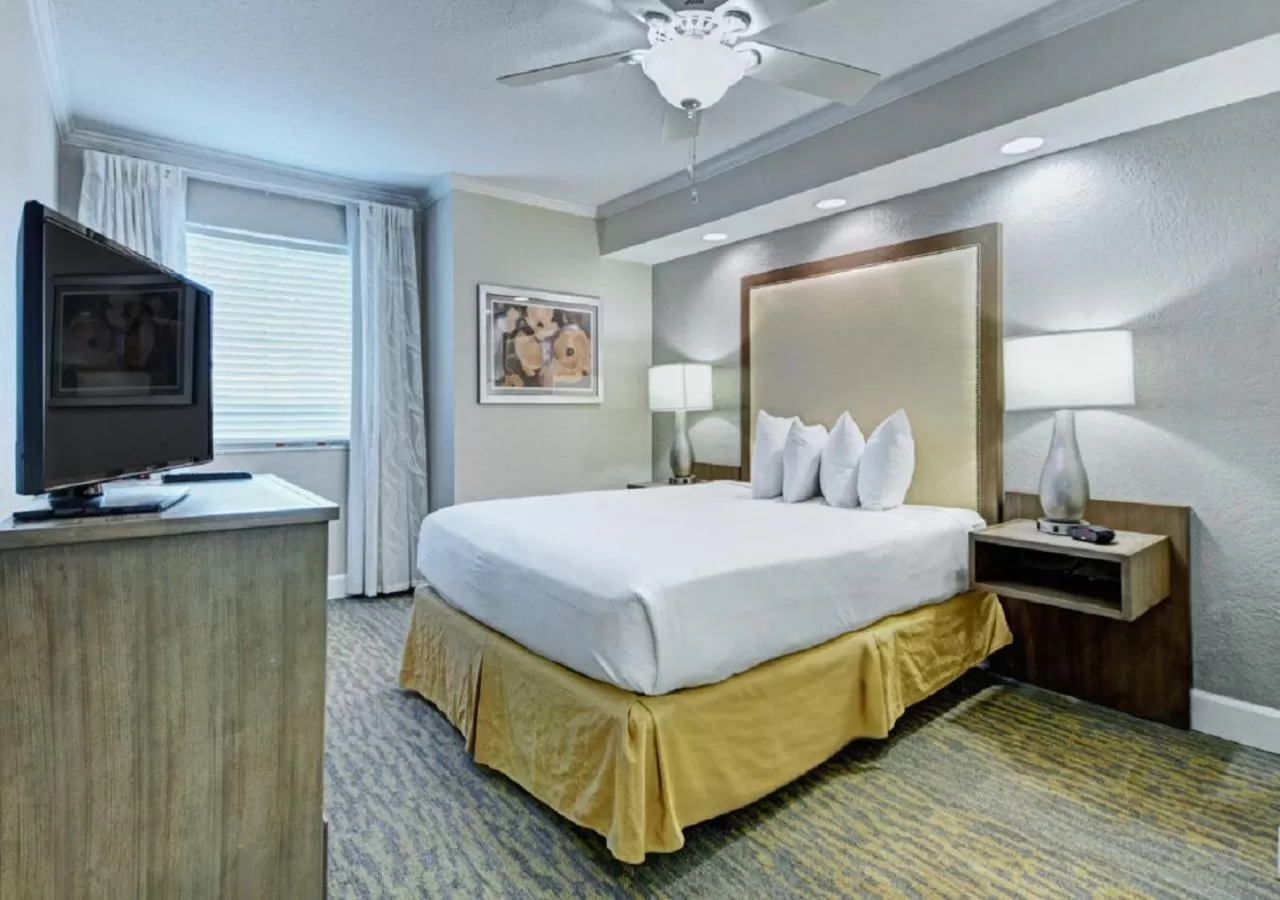 Bedroom, Bed in Summer Bay Orlando by Exploria Resorts