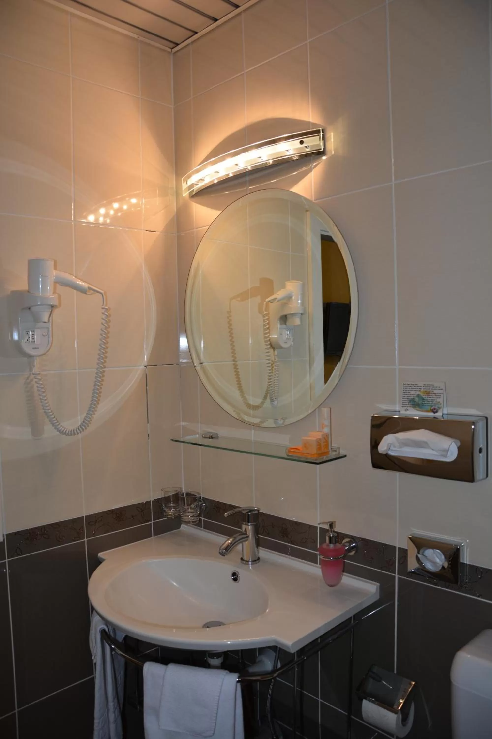 Bathroom in Hotel Federale