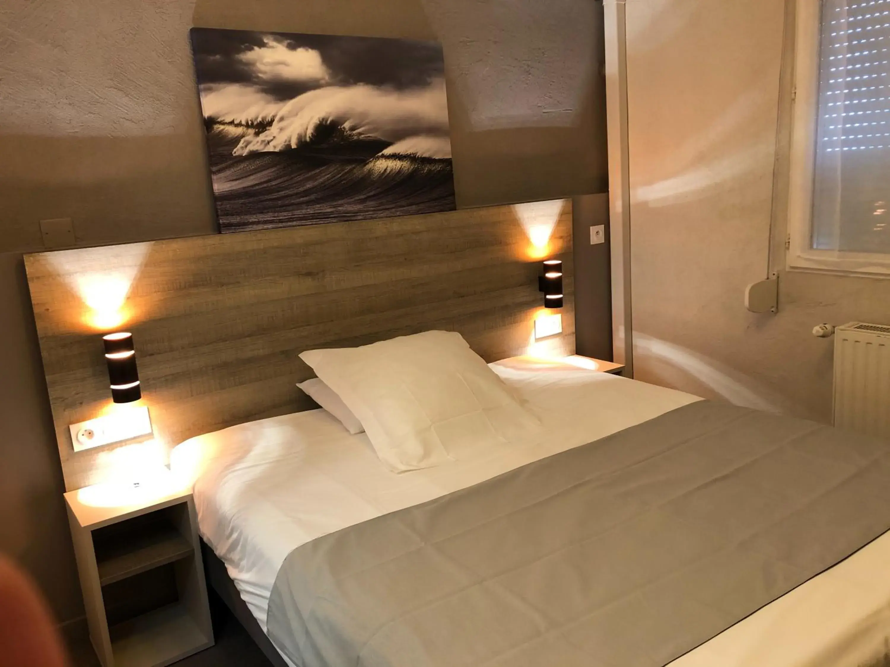 Bed, Room Photo in Hôtel Du Viaduc