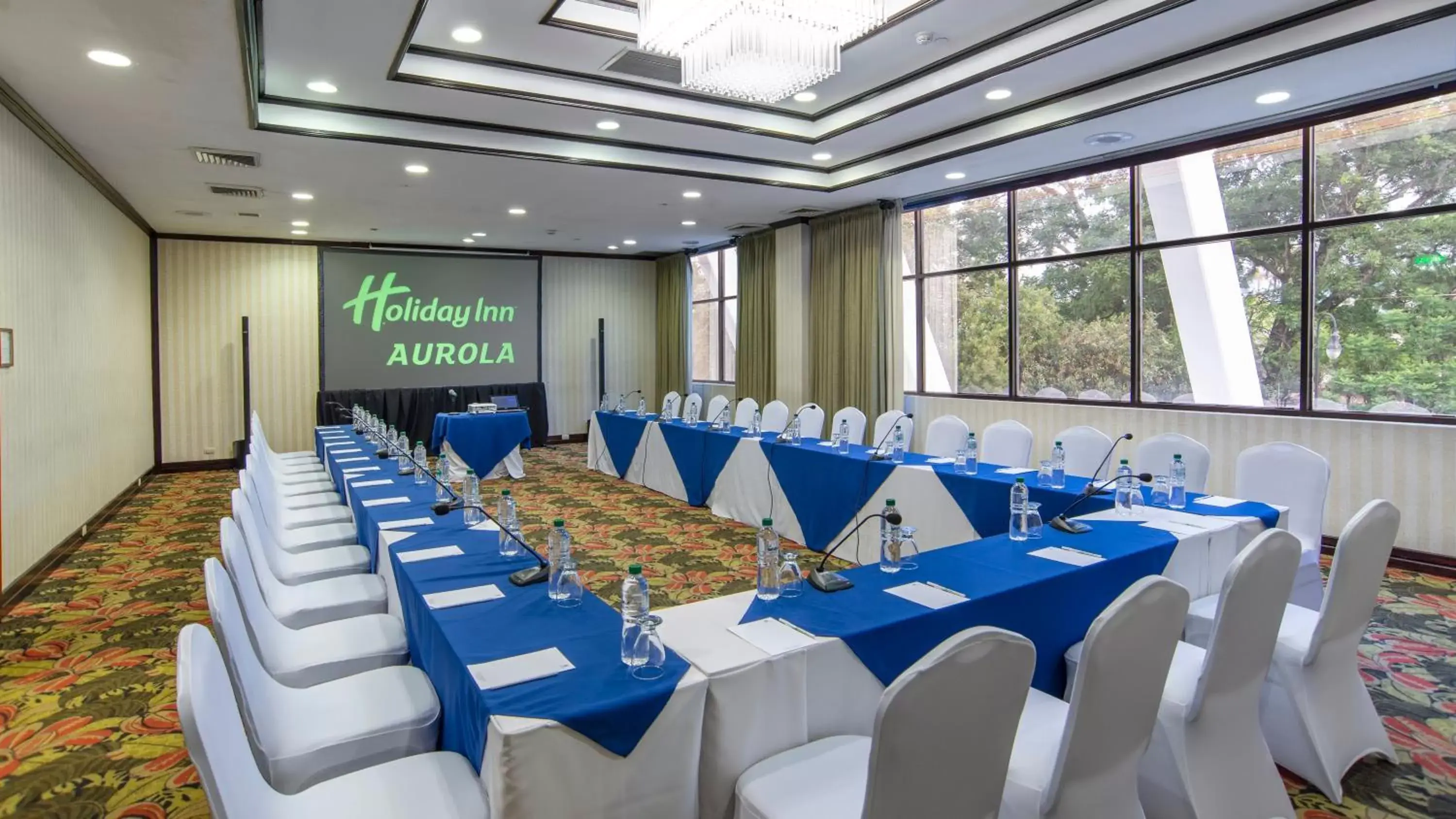 Meeting/conference room in Holiday Inn San Jose Aurola, an IHG Hotel