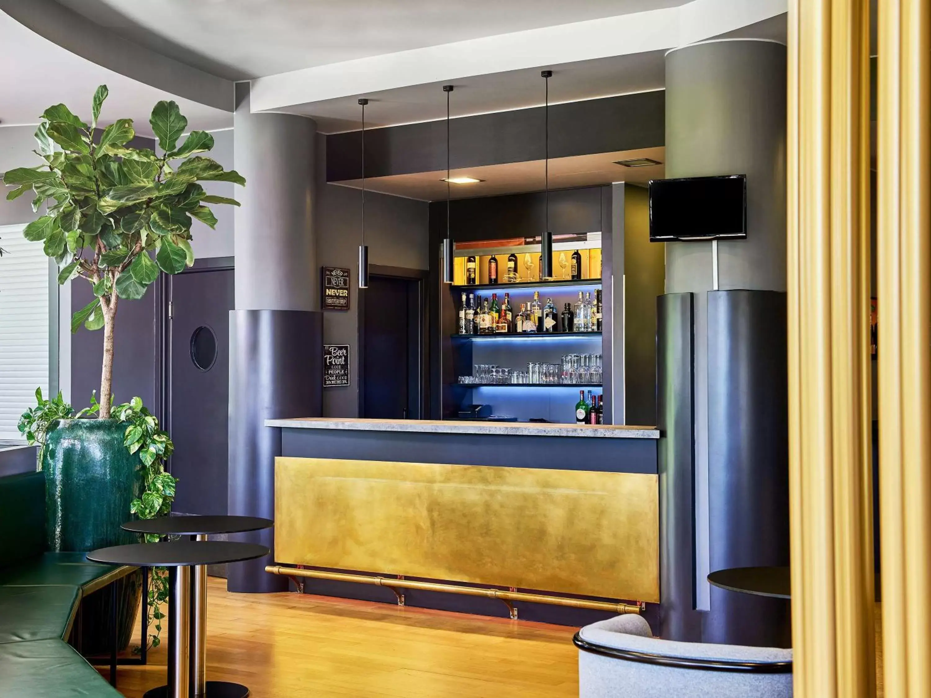 Lounge or bar, Lobby/Reception in Hotel Ibis Firenze Prato Est