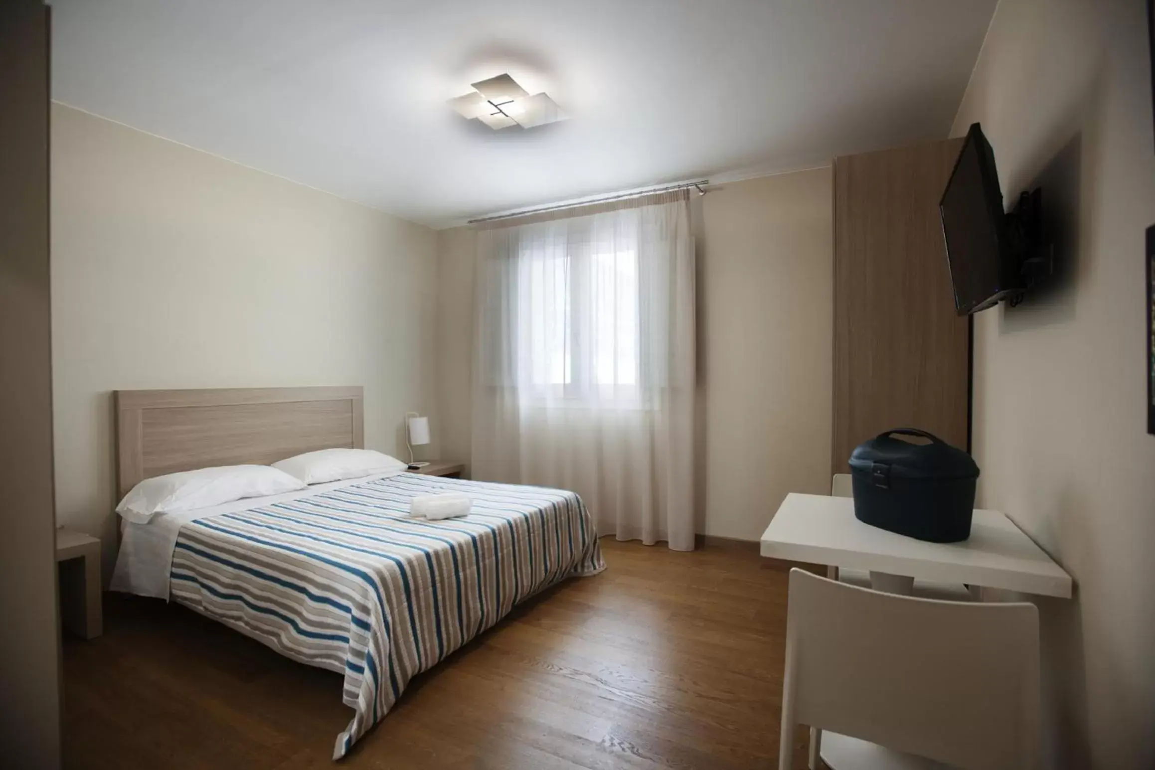 Two-Bedroom Suite in Central Gallery Rooms- Palazzo D'Ali' Staiti XIX Two-Bedroom Suite in Central Gallery Rooms- Palazzo D'Ali' Staiti XIX