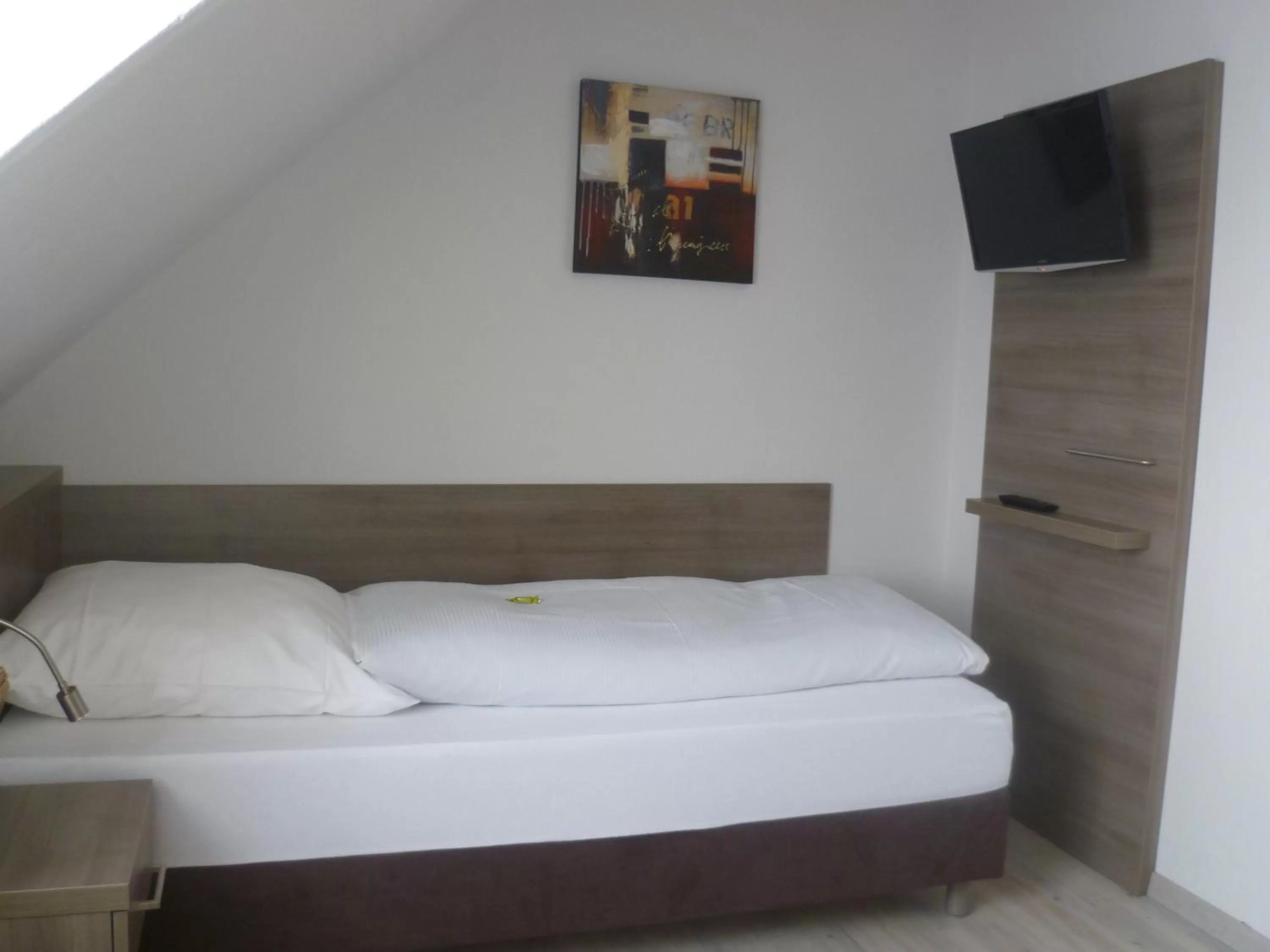 TV and multimedia, Bed in Landgasthof Zur scharfen Ecke