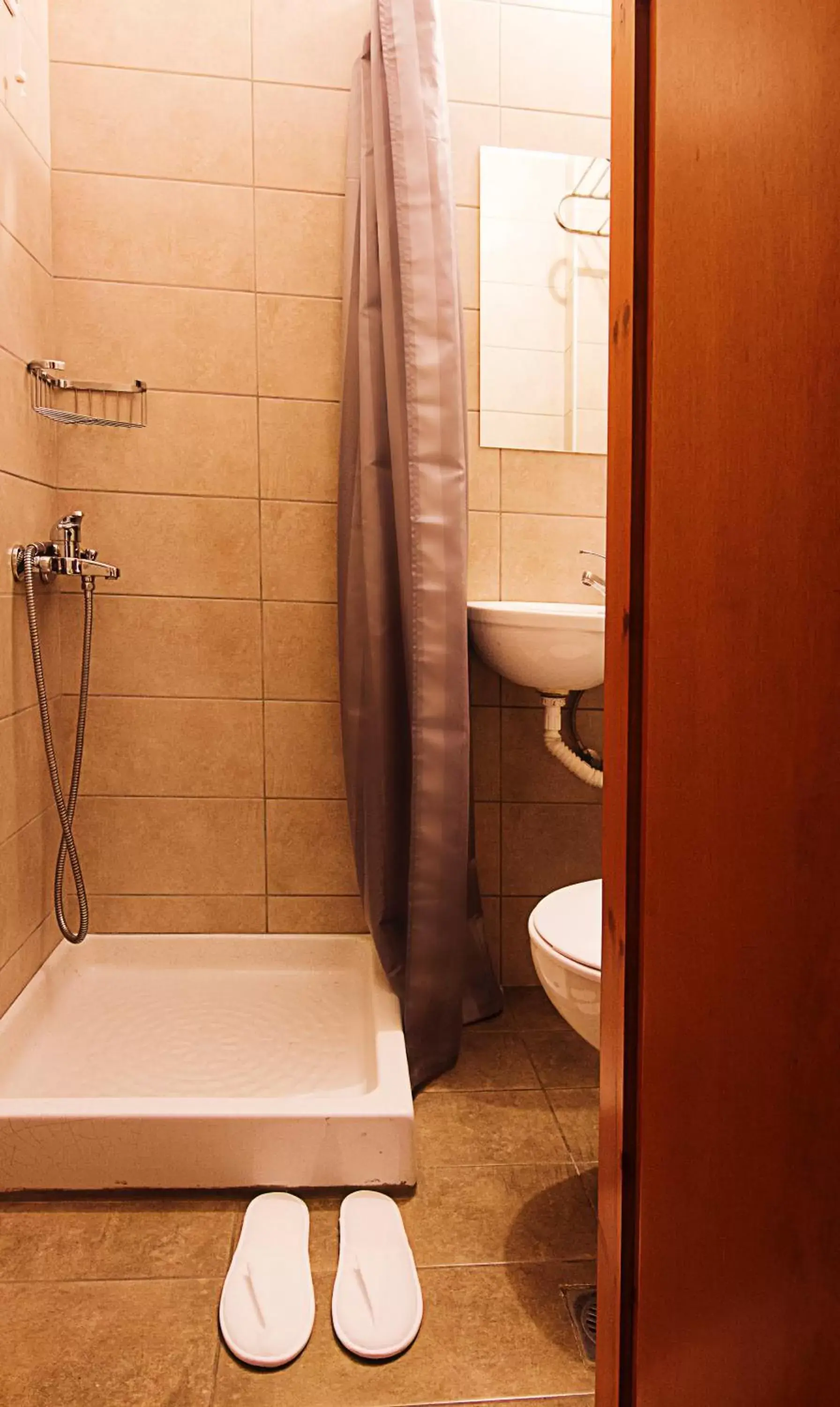 Shower, Bathroom in Galaxy Hotel