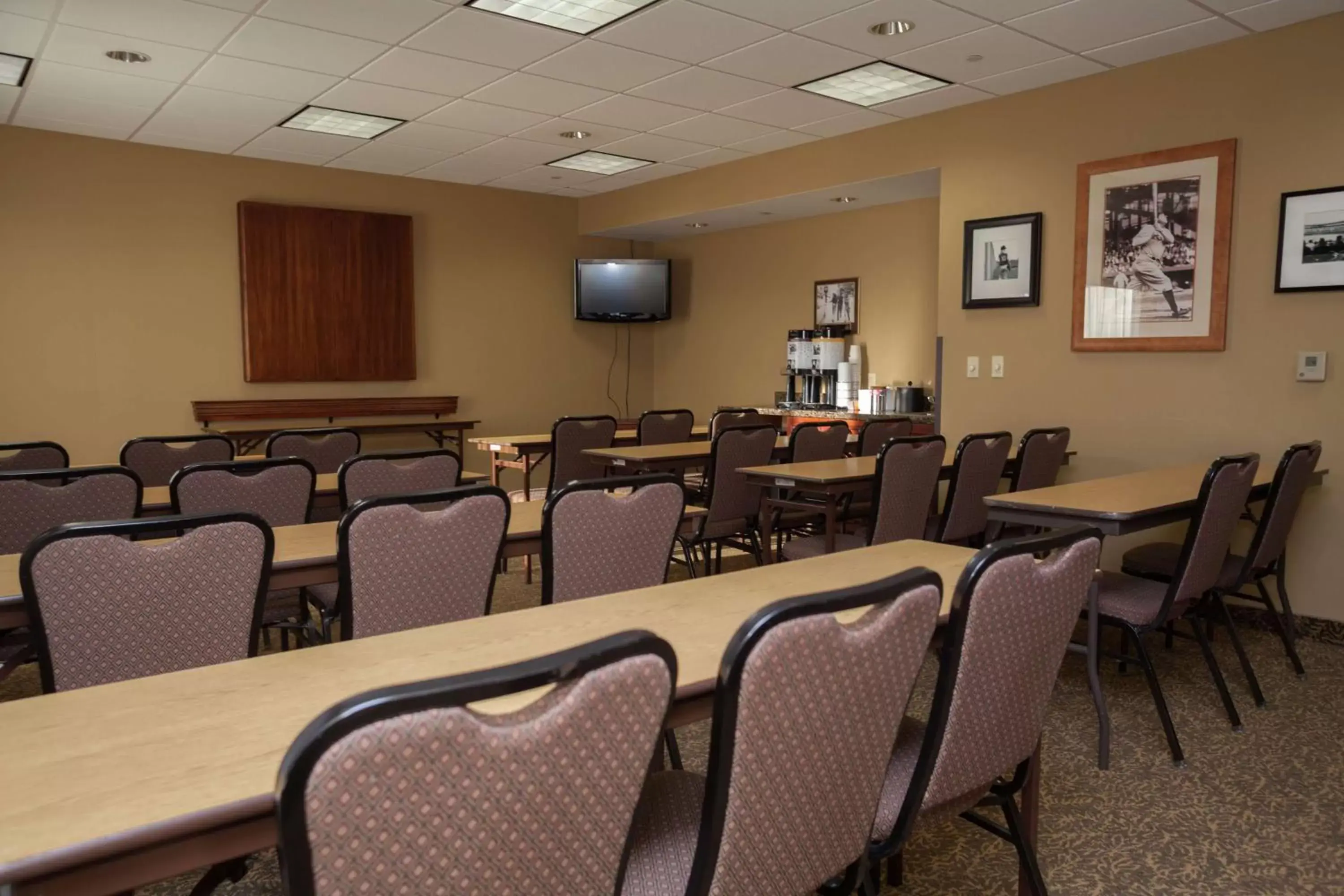 Meeting/conference room in Hampton Inn Oneonta Meeting/conference room in Hampton Inn Oneonta