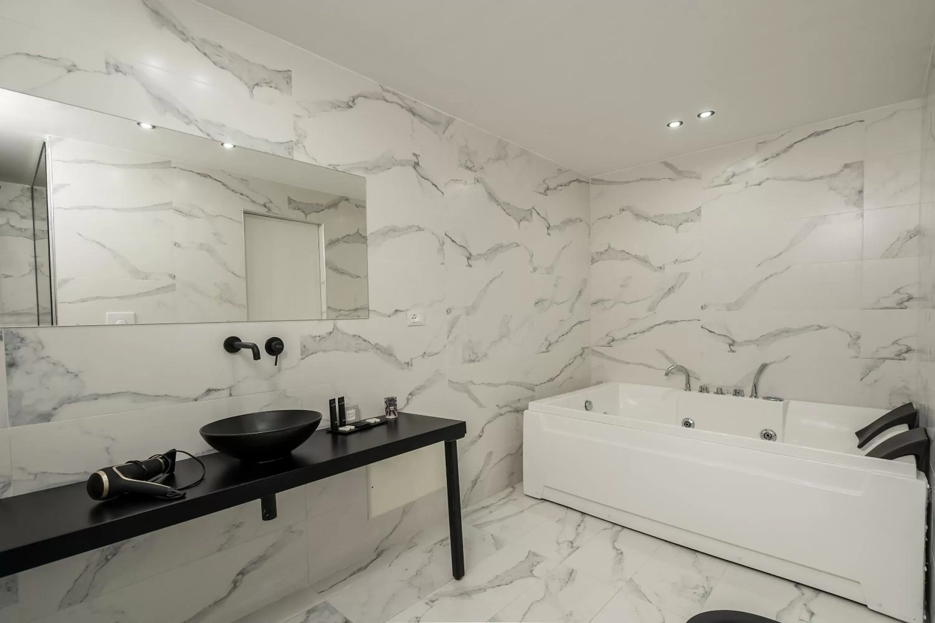 Bathroom in Marmur Suite