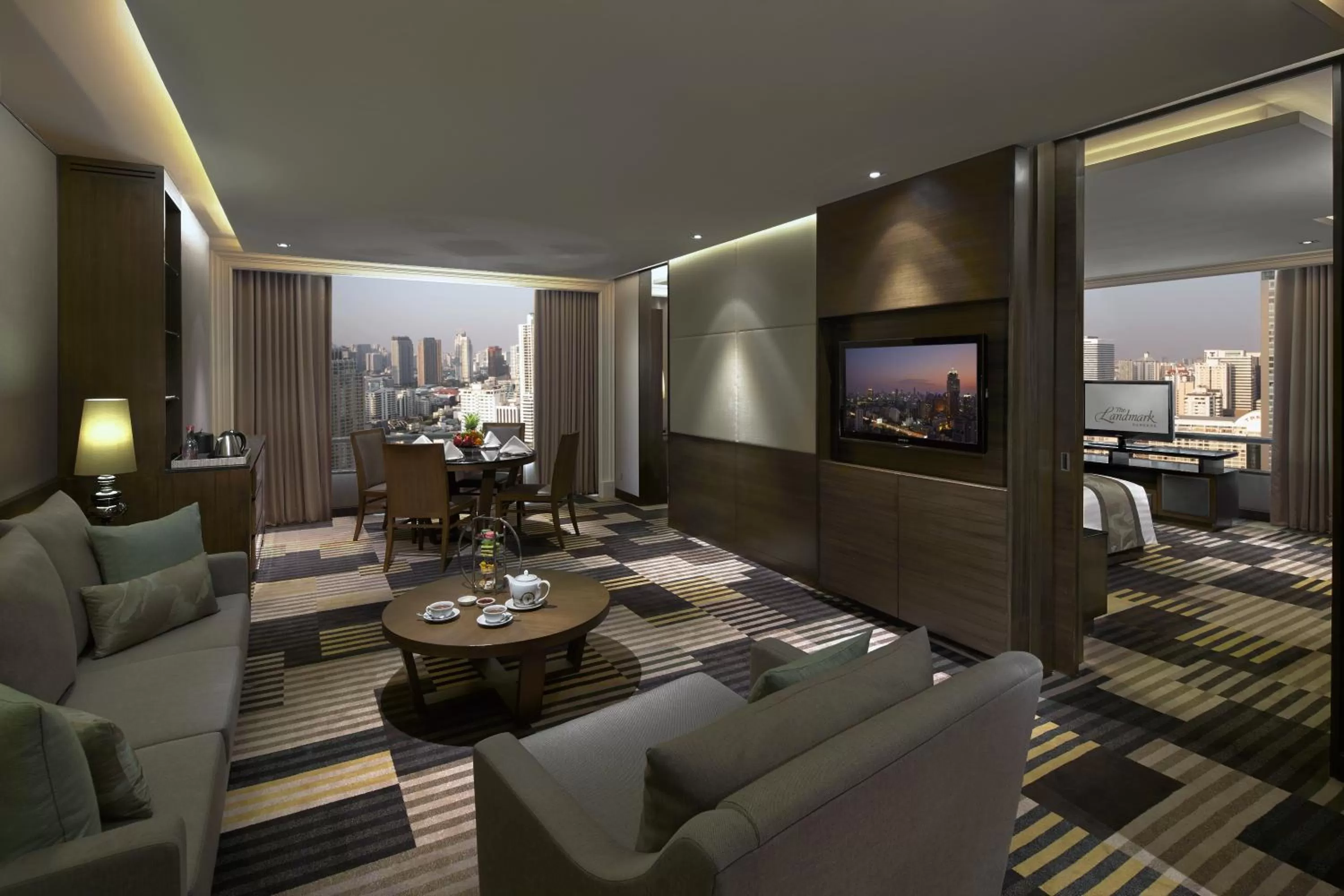 Family Suite in The Landmark Bangkok