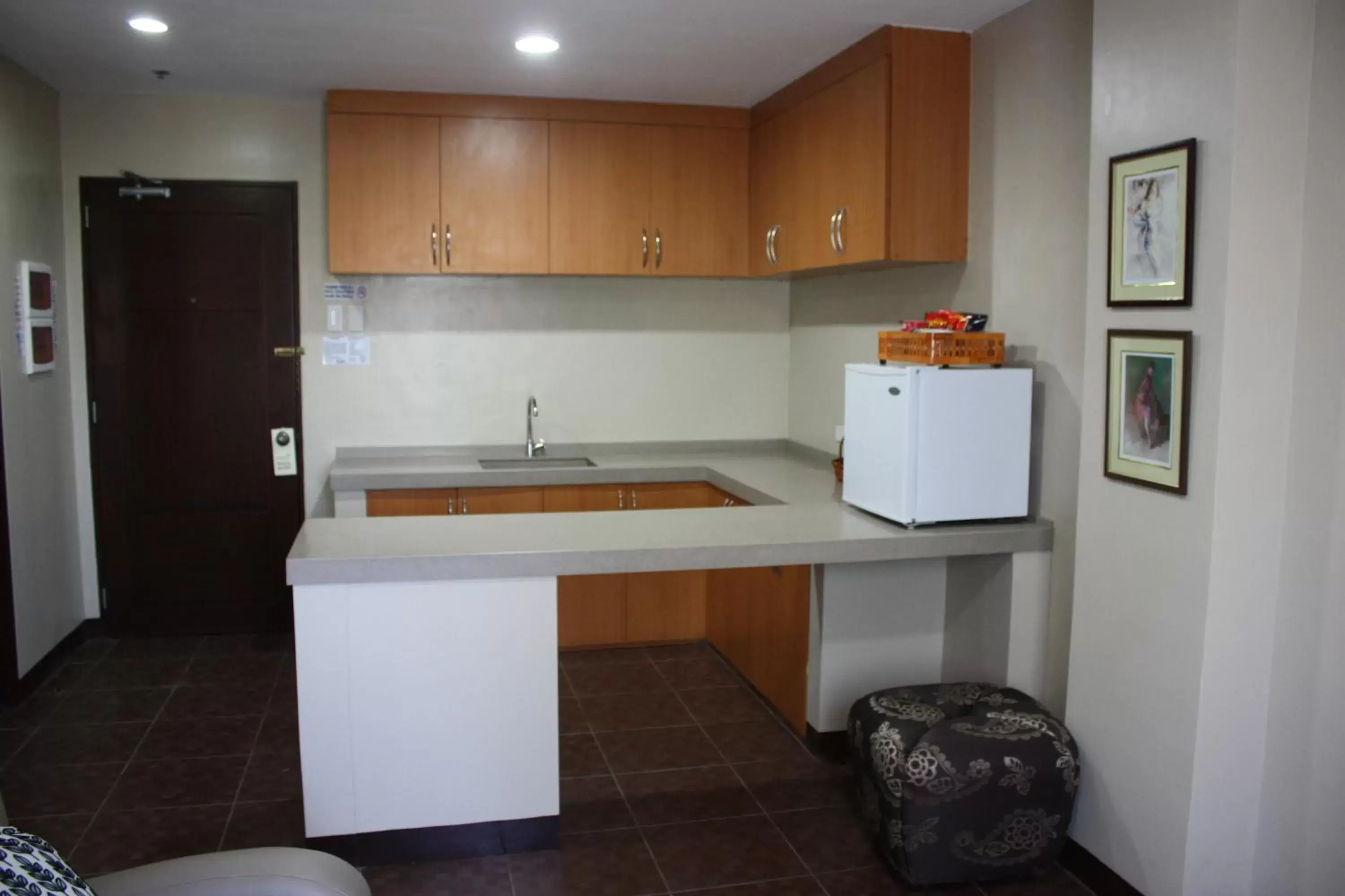 Kitchen or kitchenette, Kitchen/Kitchenette in Palmbeach Resort & Spa