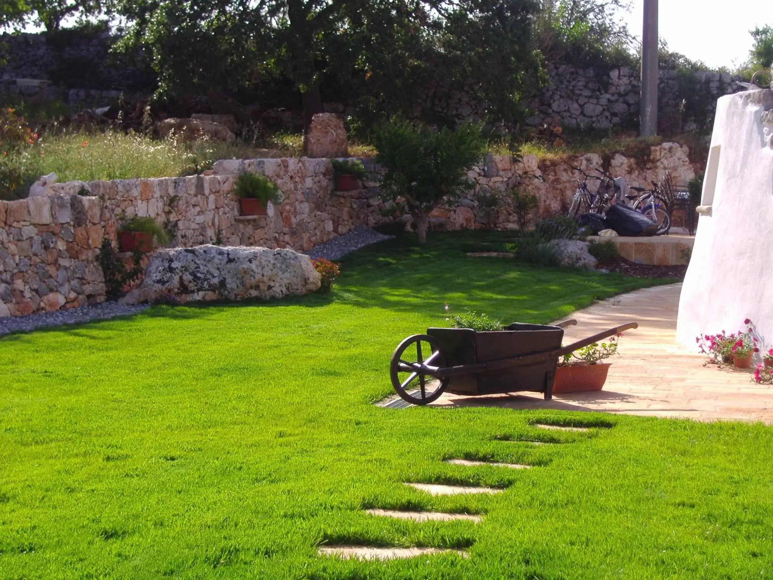 Garden view, Garden in Trulli Terra Magica