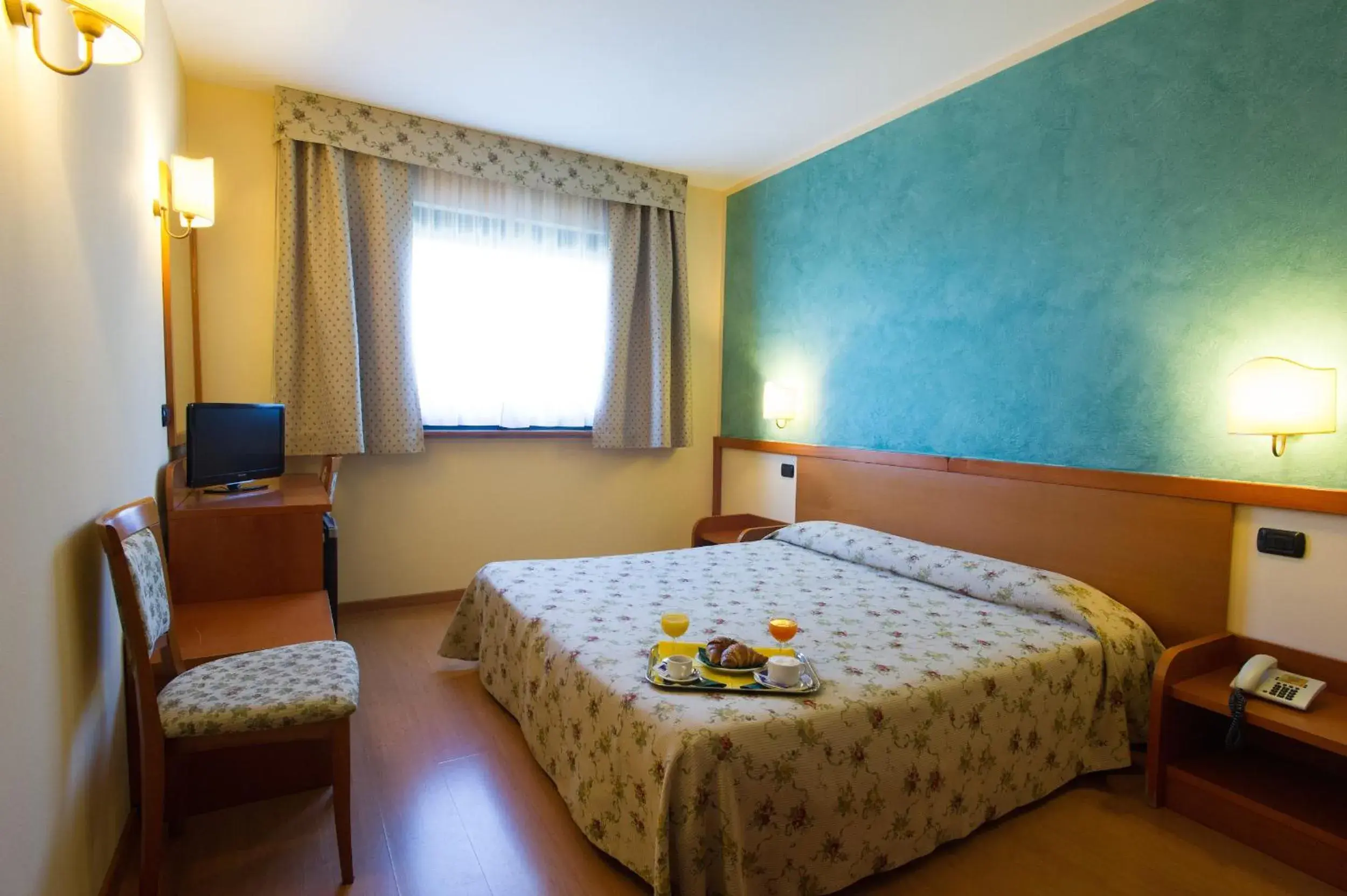 Standard Double Room in Sangallo Park Hotel