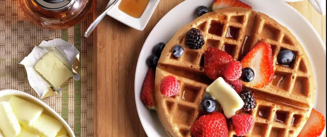 American breakfast, Food in Home2 Suites By Hilton Hammond