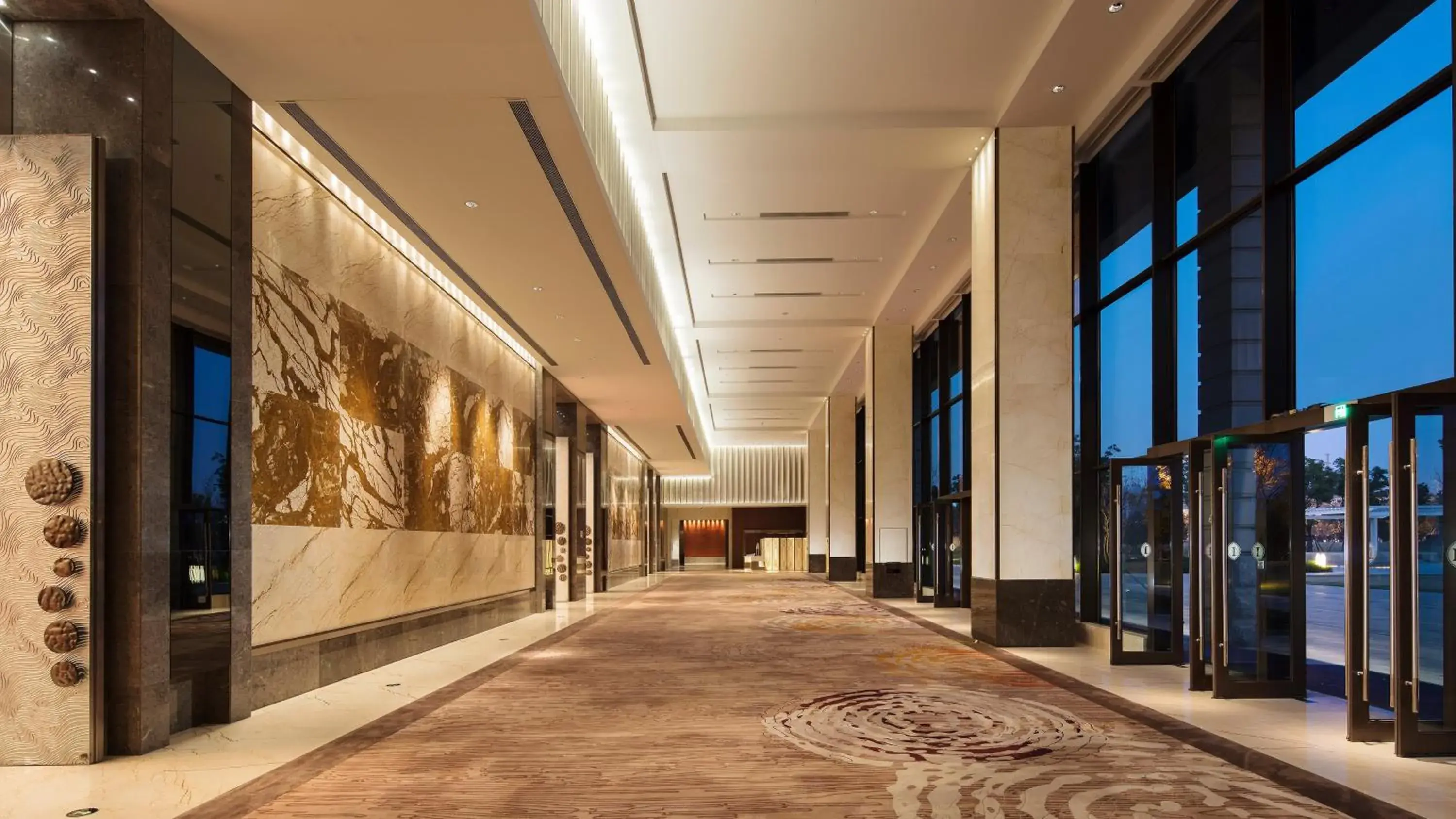 Meeting/conference room, Lobby/Reception in InterContinental Nantong, an IHG Hotel-Best view of yangtze