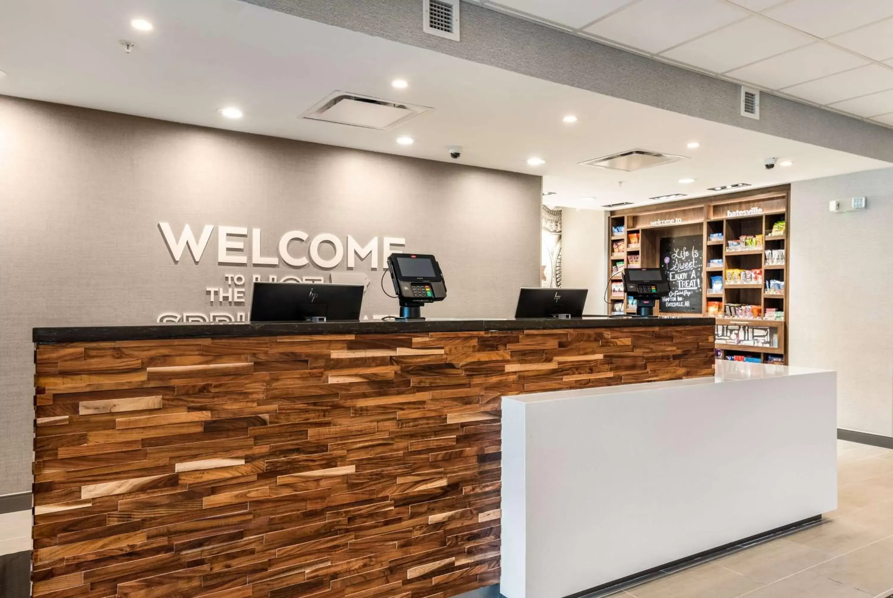 Lobby or reception, Lobby/Reception in Hampton Inn Batesville, Ar