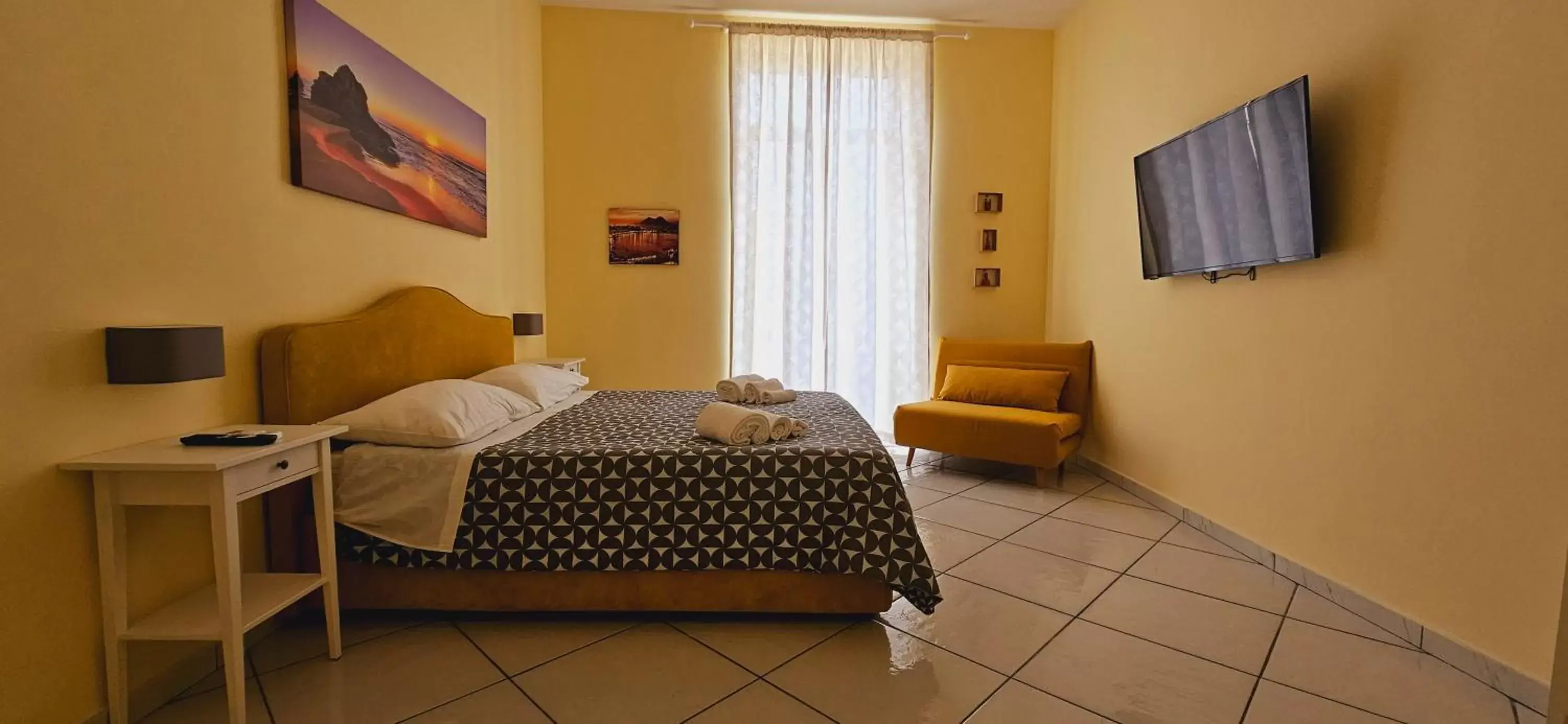 Bed in La Casa Di Bruno Napoli