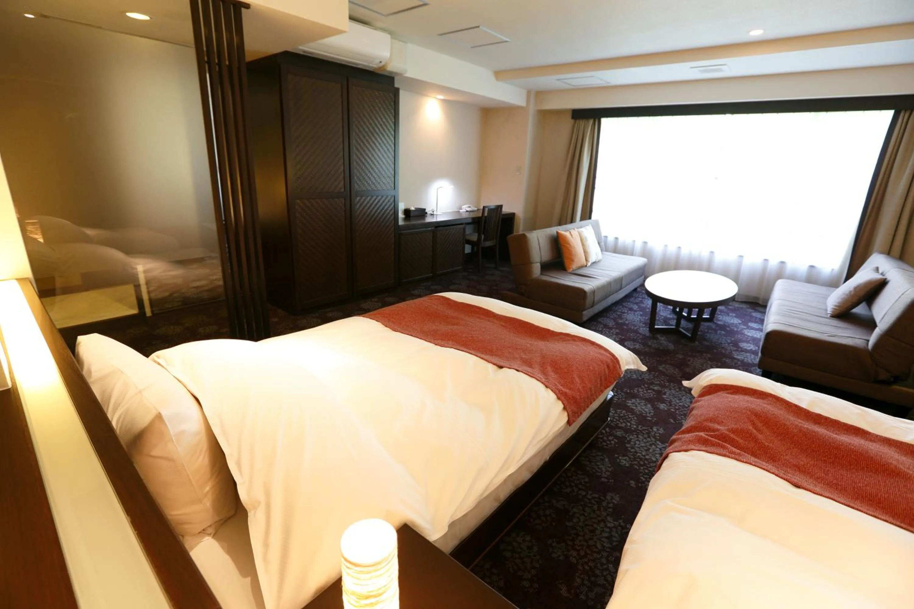 Bed in Art & Music Spa Resort Manatei Hakone