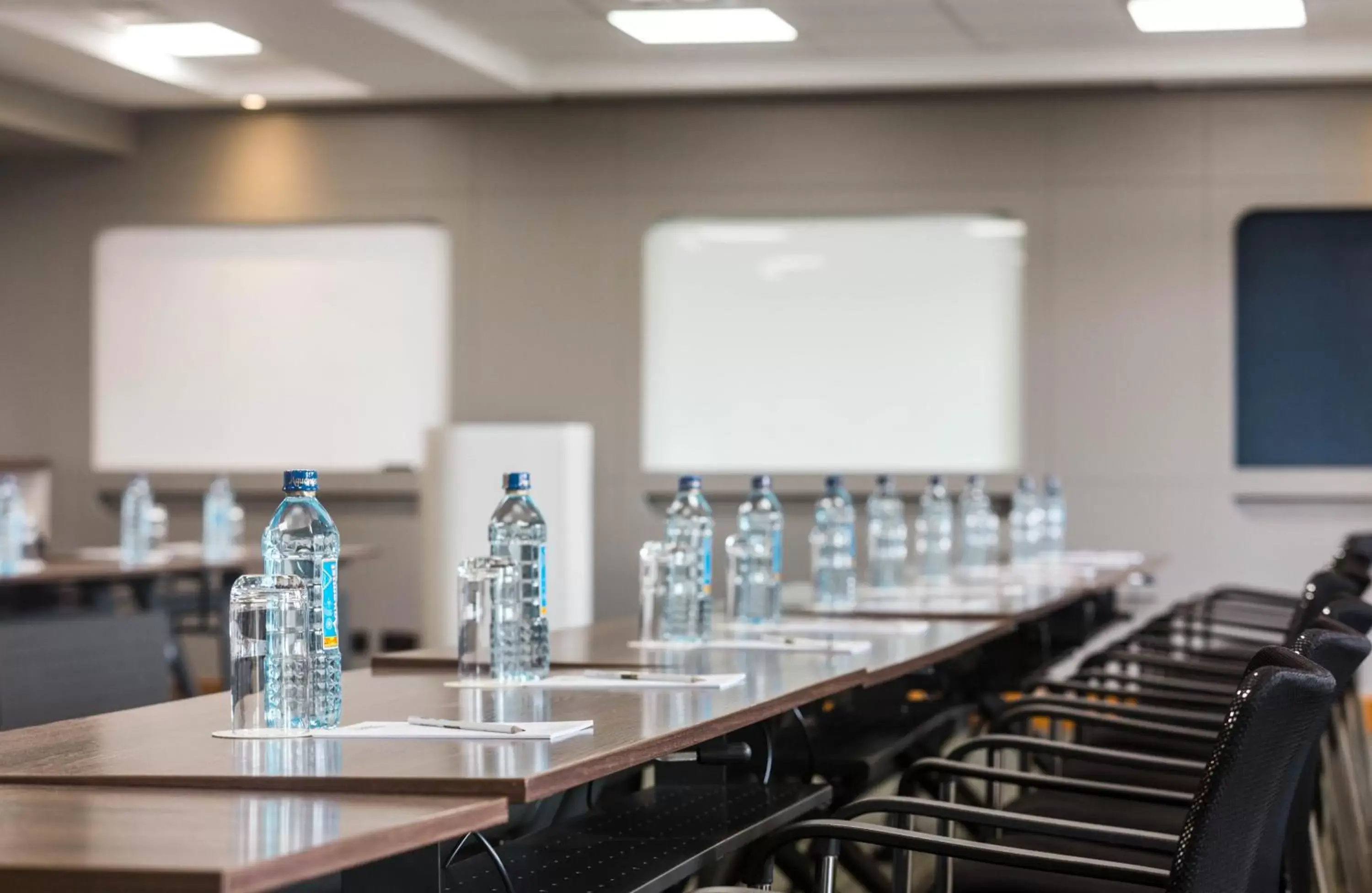 Business facilities, Business Area/Conference Room in Executive Residency by Best Western Nairobi