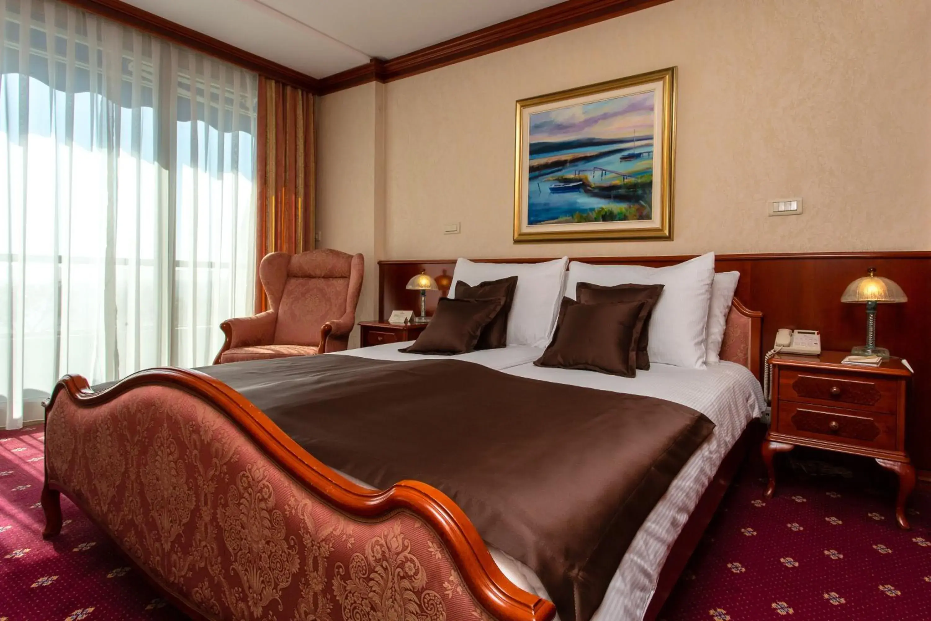 Bed in Grand Hotel Bernardin