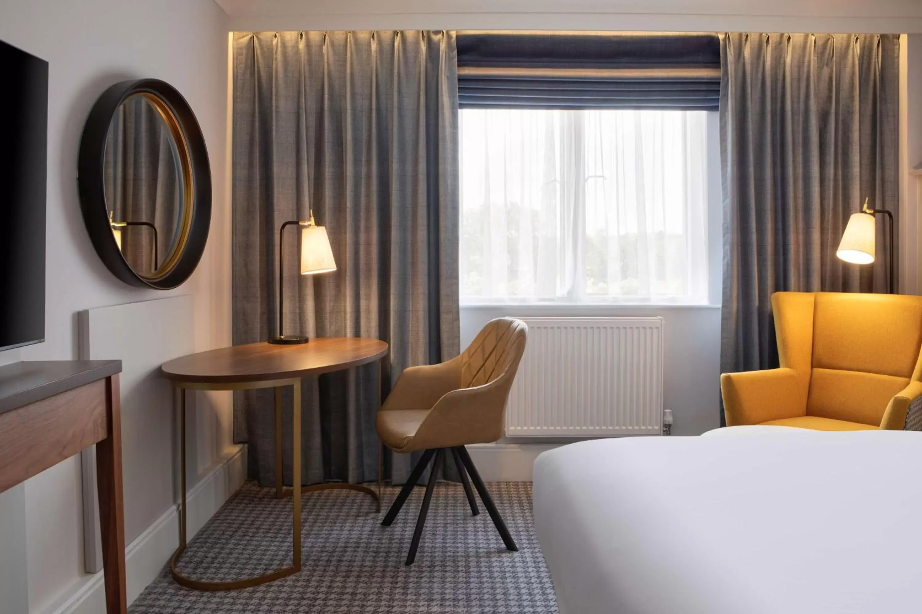 Bedroom, Seating Area in DoubleTree by Hilton Stoke-on-Trent, United Kingdom