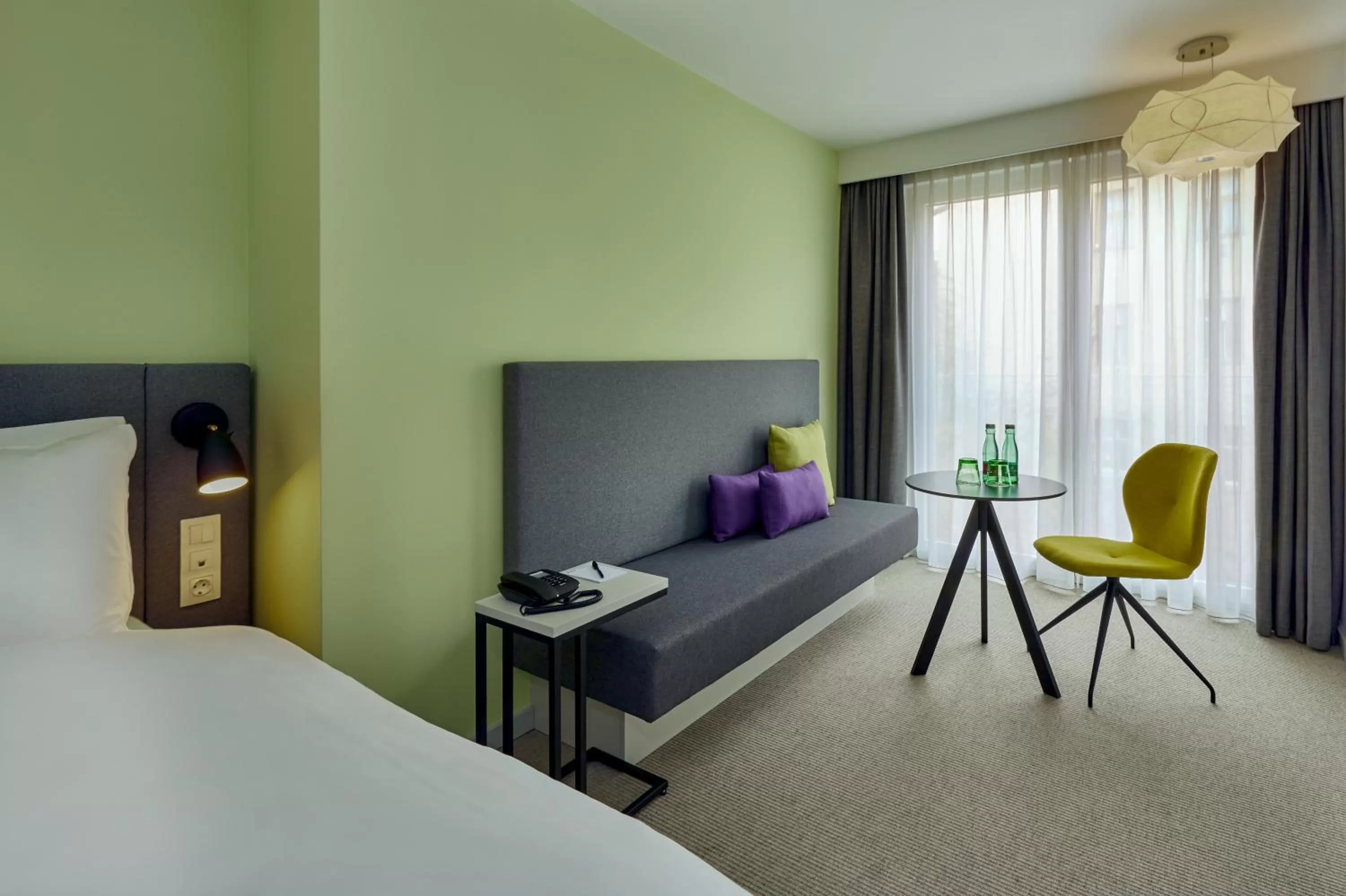 Photo of the whole room, Bed in H+ Hotel Wien