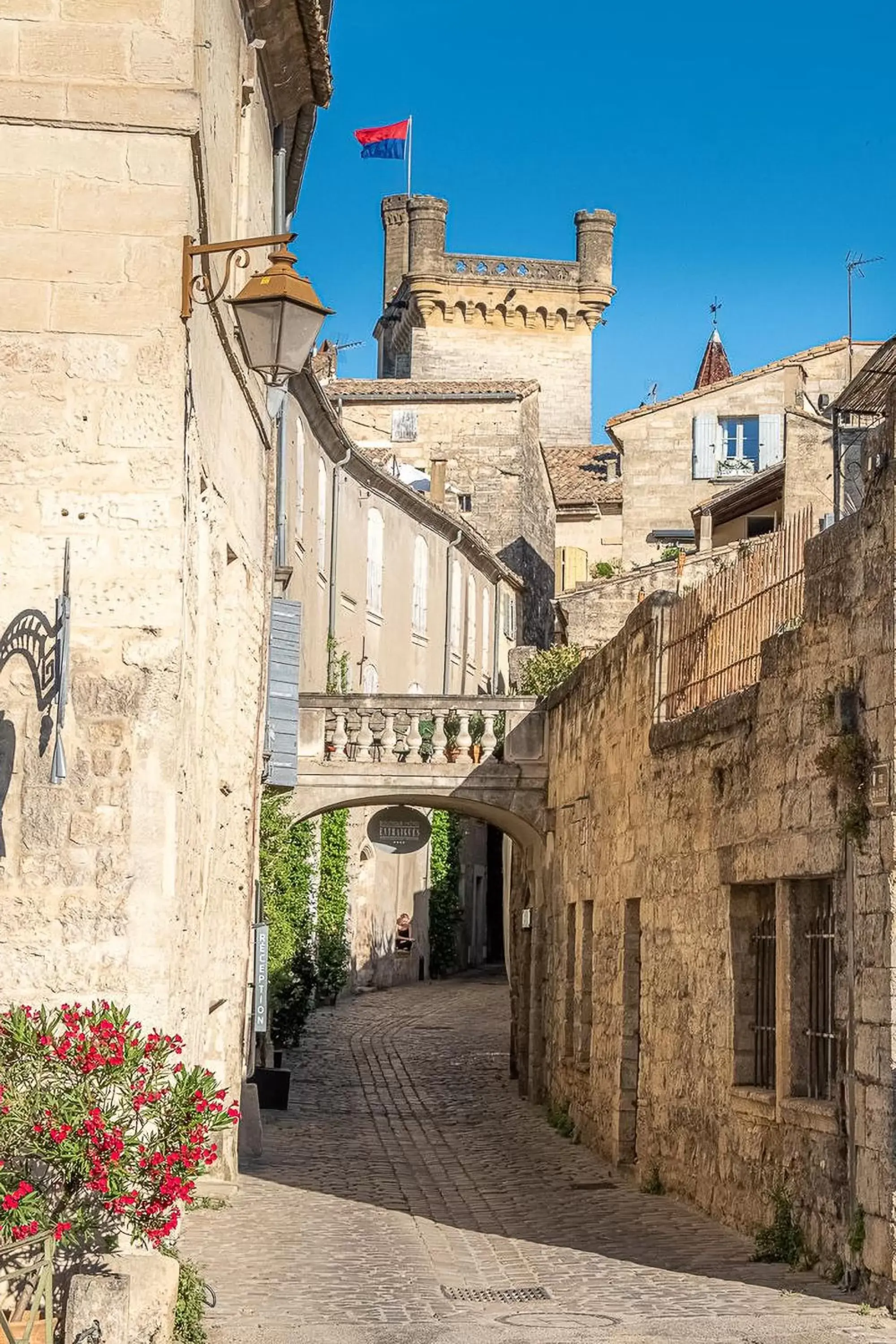 Property Building in Boutique Hôtel Entraigues