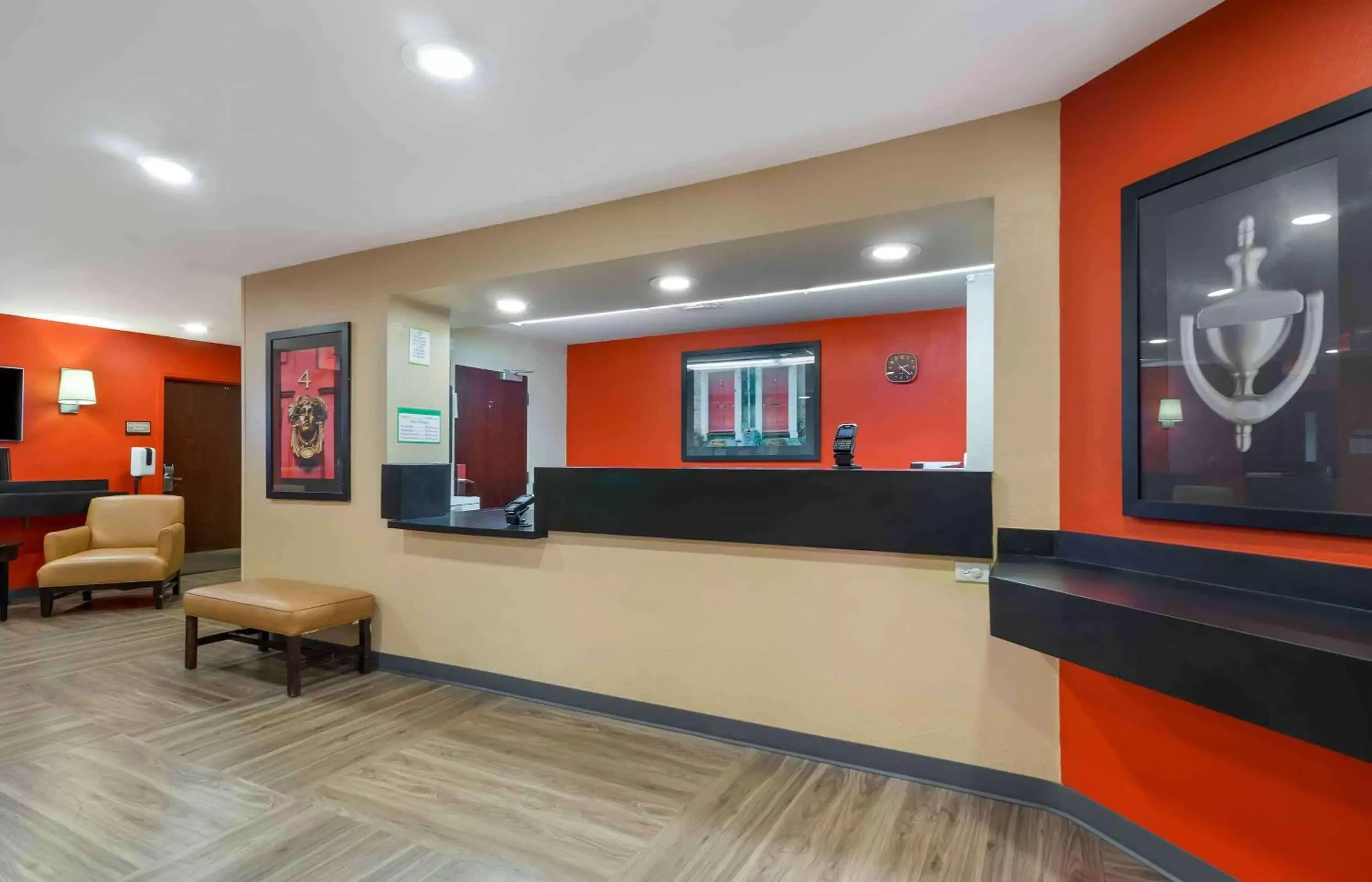 Lobby or reception, Lobby/Reception in Extended Stay America Suites - St Petersburg - Clearwater - Executive Dr