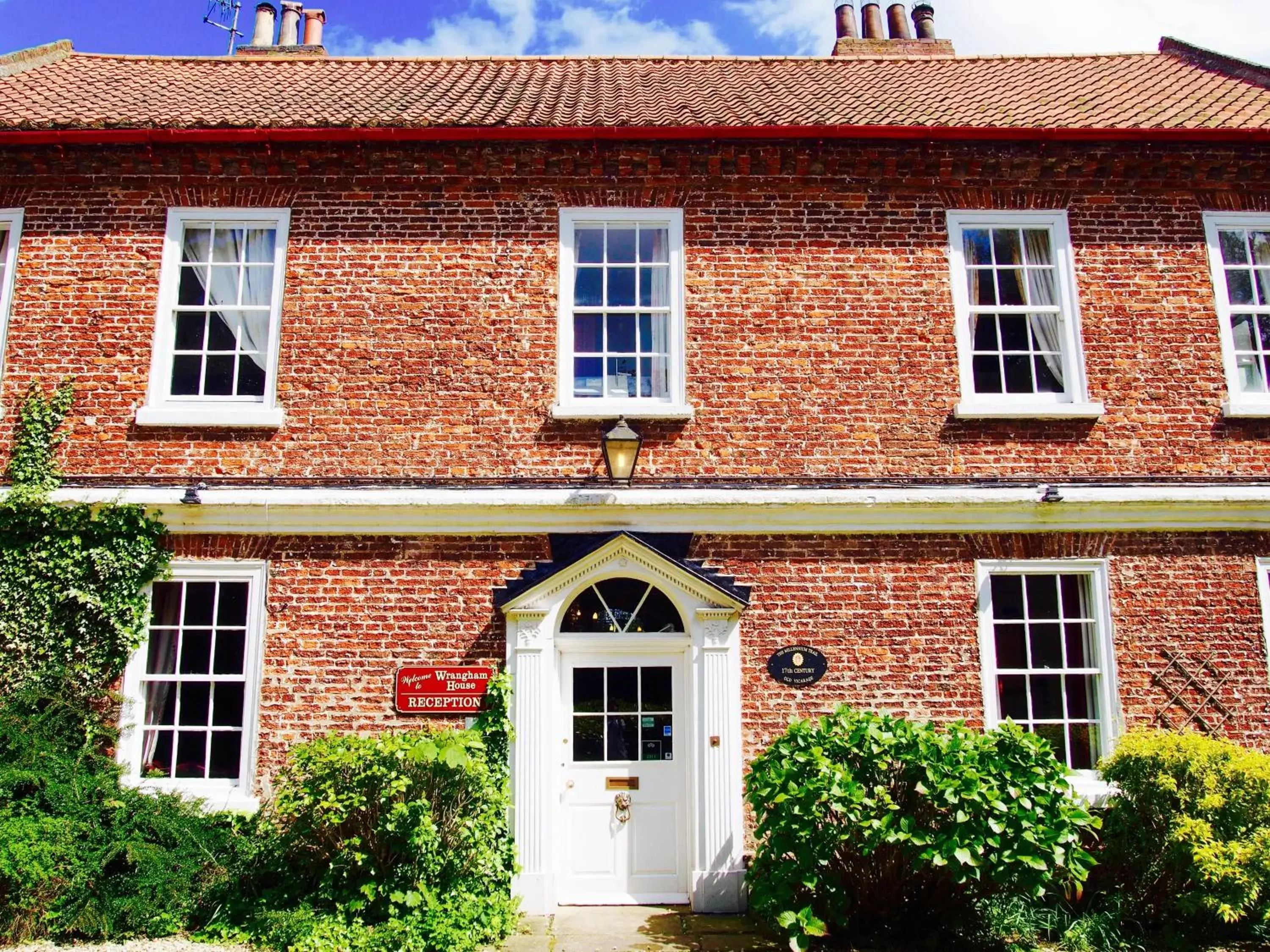 Facade/entrance, Property Building in Wrangham House