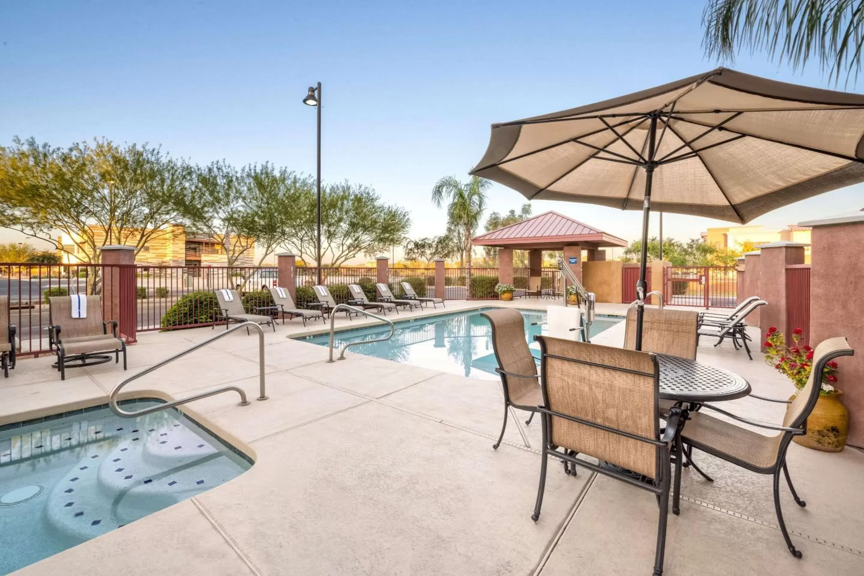 Swimming Pool in Comfort Suites Goodyear-West Phoenix