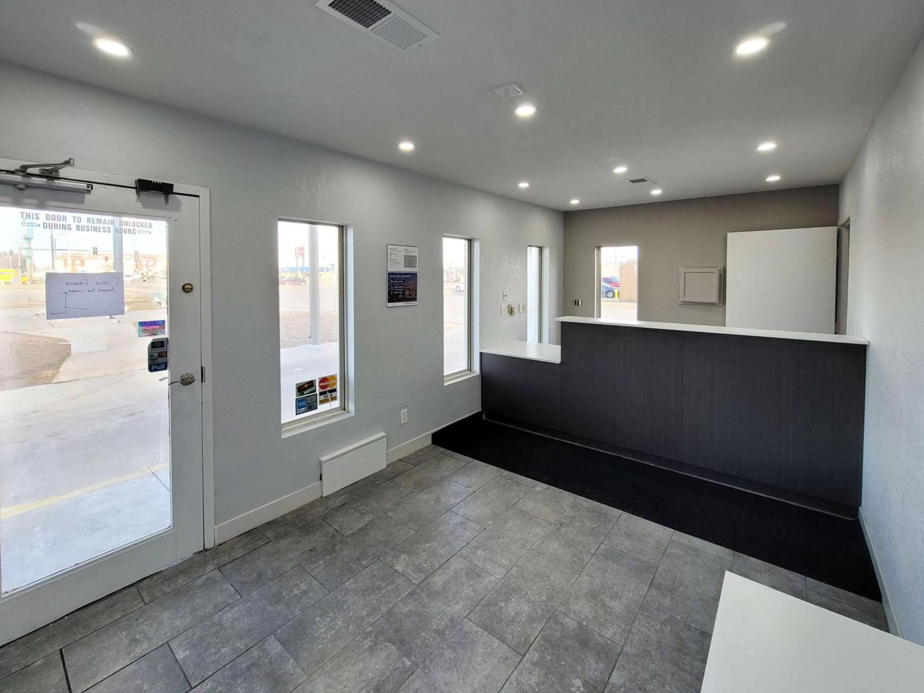 Lobby or reception in Motel 6 Wichita KS South I35