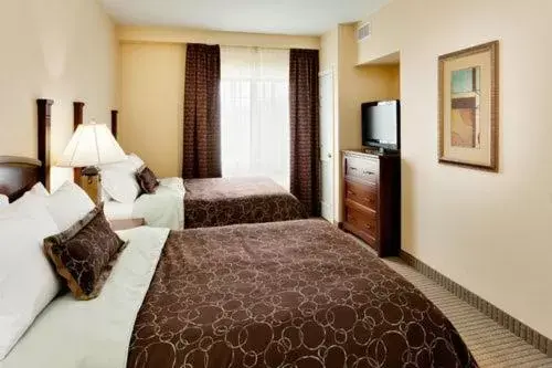 Photo of the whole room, Bed in Staybridge Suites Harrisburg-Hershey, an IHG Hotel