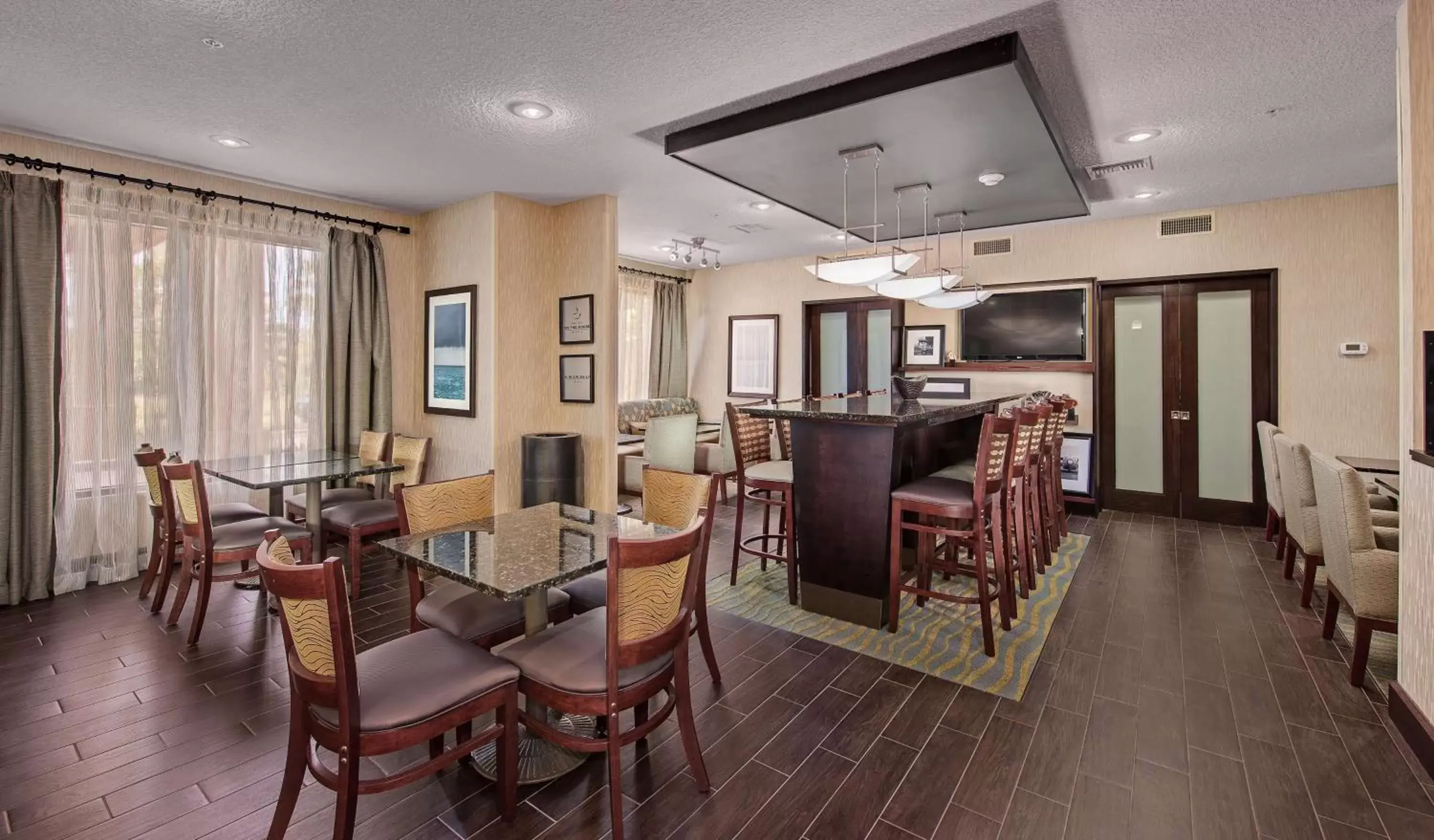 Lobby or reception, Restaurant/Places to Eat in Hampton Inn Niceville-Elgin Air Force Base